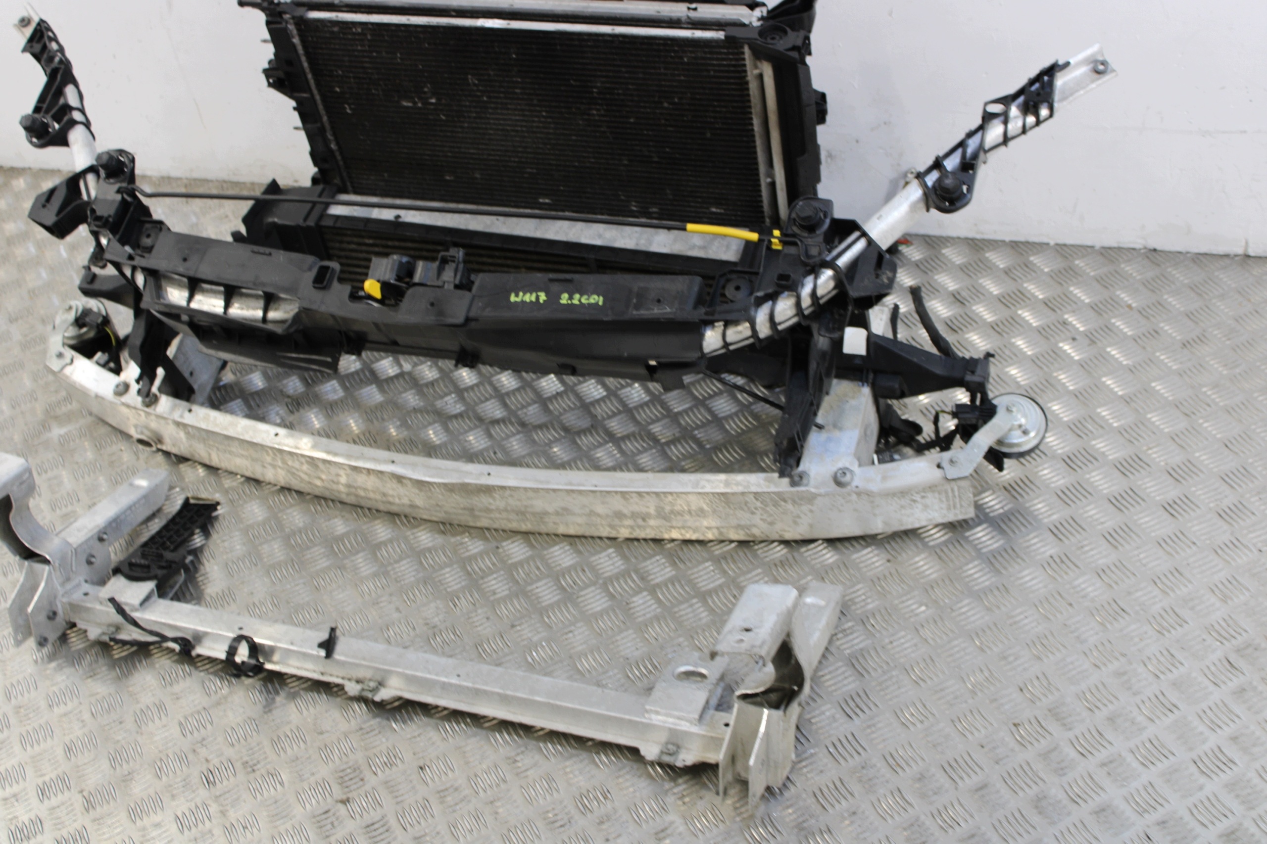 support panel for radiators front radiator pillar MERCEDES CLA W117 2,2 CDI