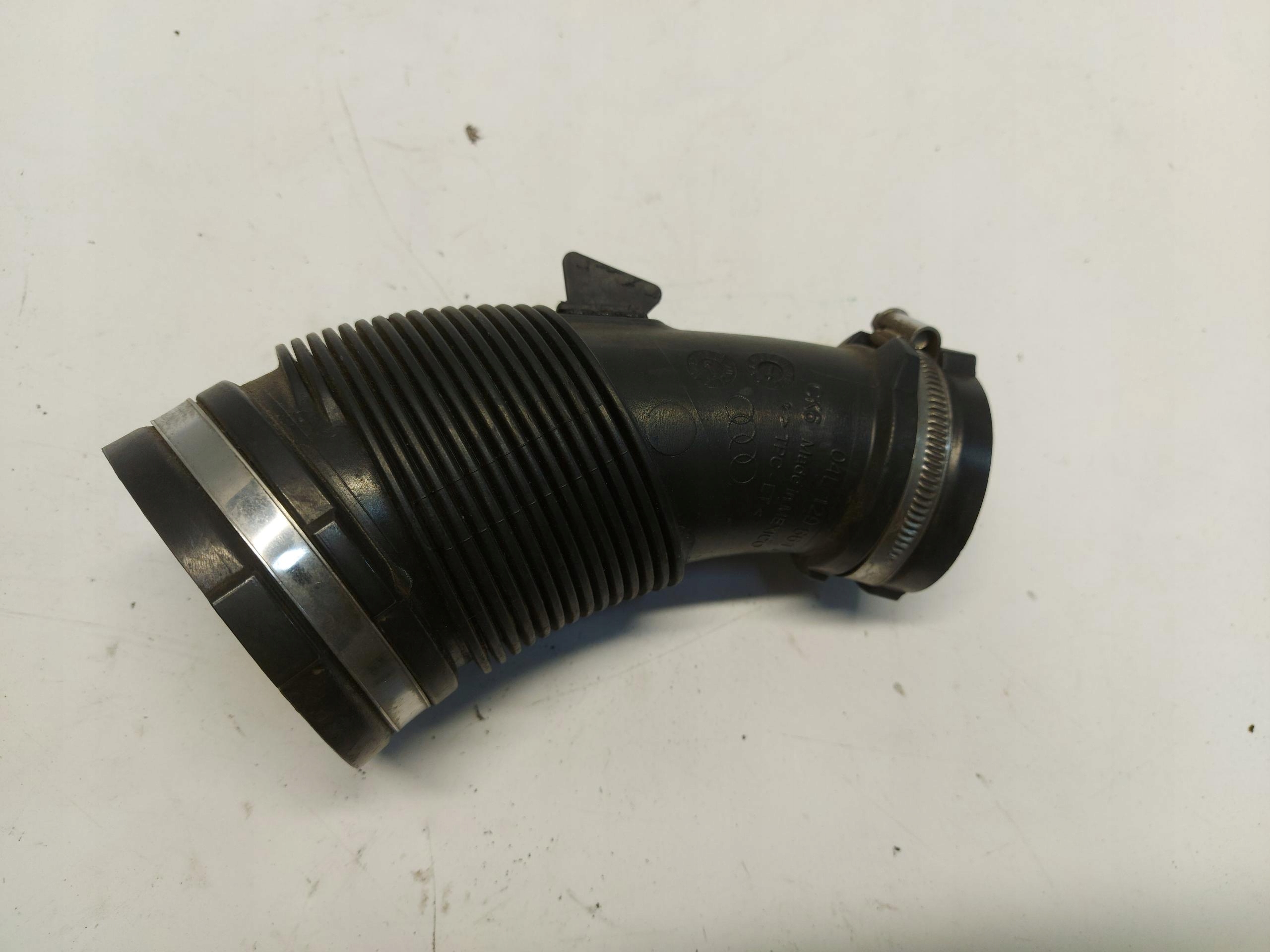 Audi Q5 80A 45 TFSI pipe air hose 04L129661D