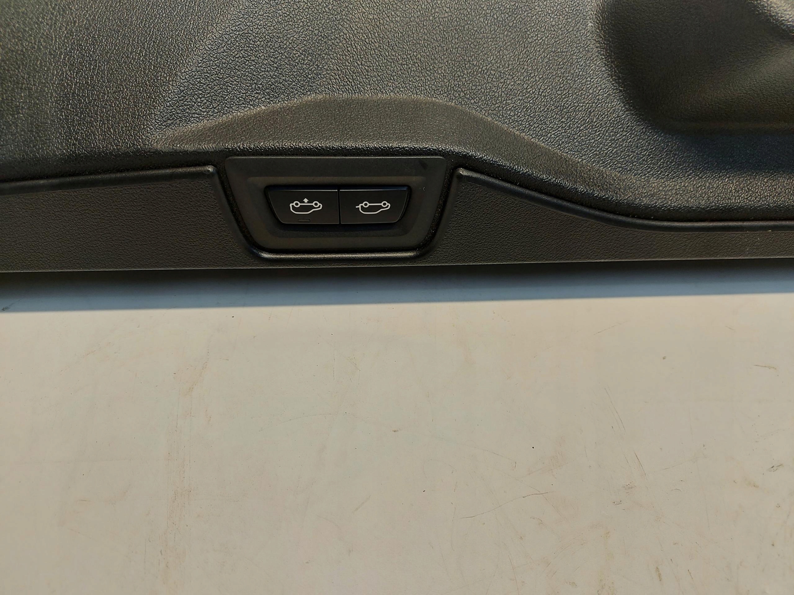 BMW G05 X5 3.0d 2019r cover BURTY boot