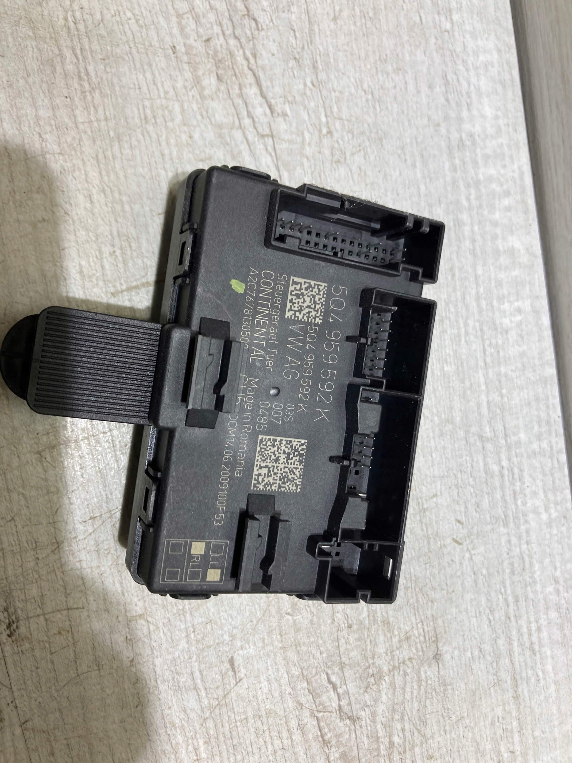 Модуль двері 5q4959592k Skoda Superb III 3V