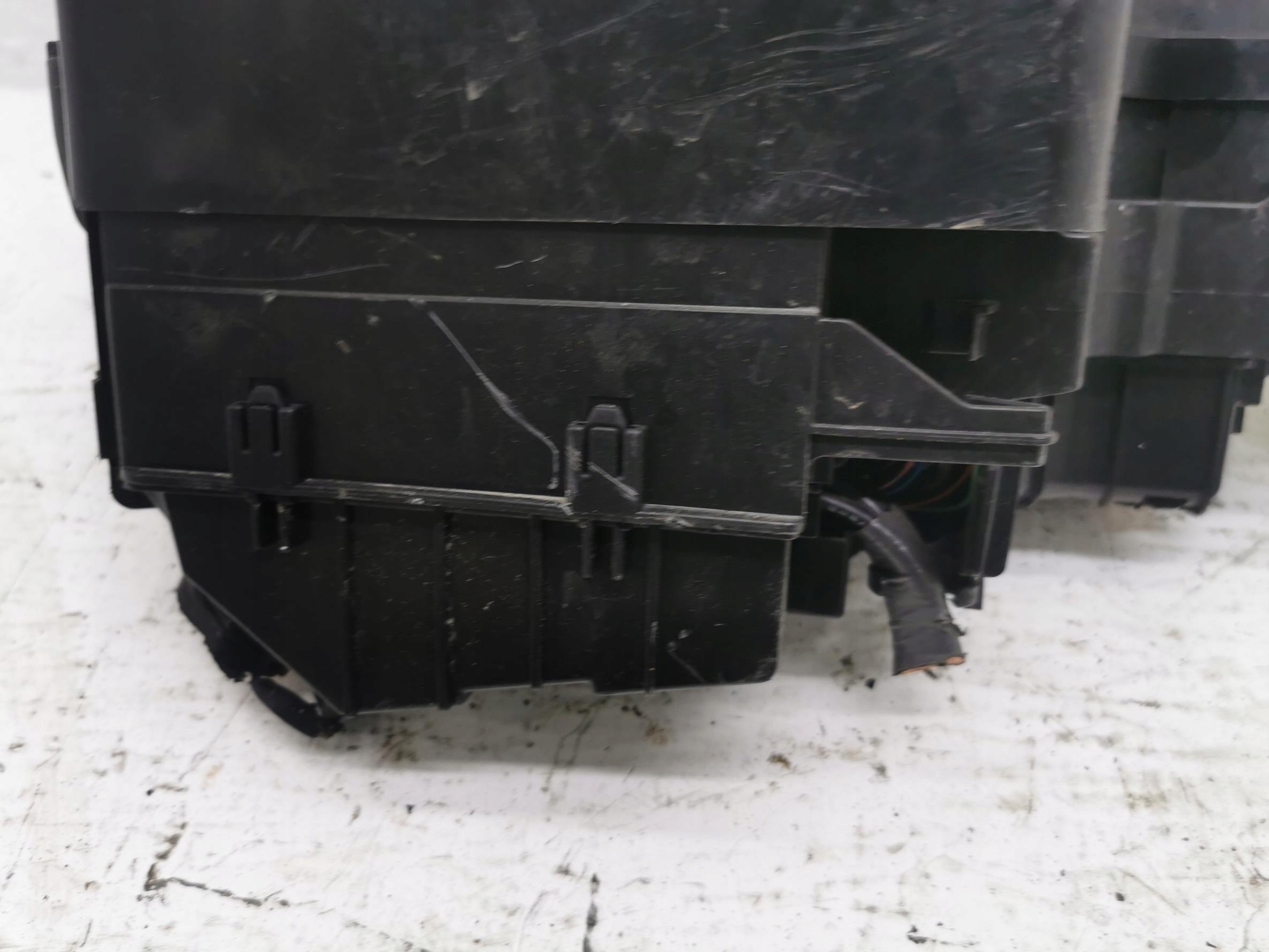 Module fusibles MAZDA 6 III LIFT 2.5 194KM