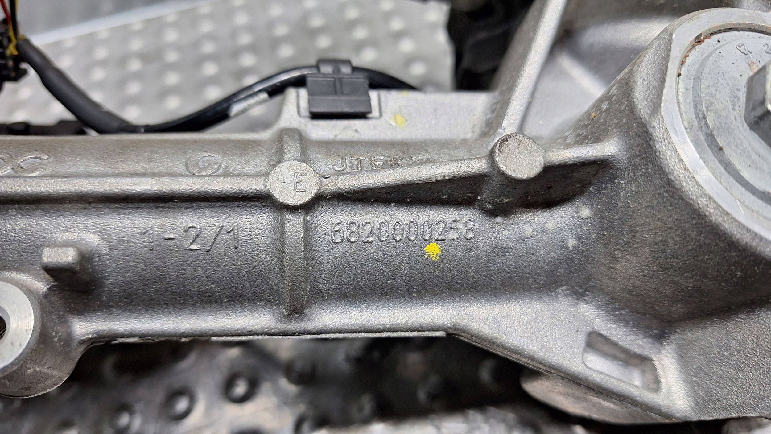 Boîter direction Électrique 6820000258 SMART FORFOUR 453 TWINGO III