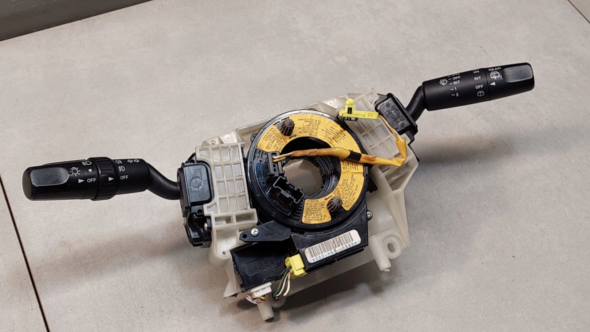 Commodo essuie glace MAZDA 3 1.6 MZ-CD 17D682