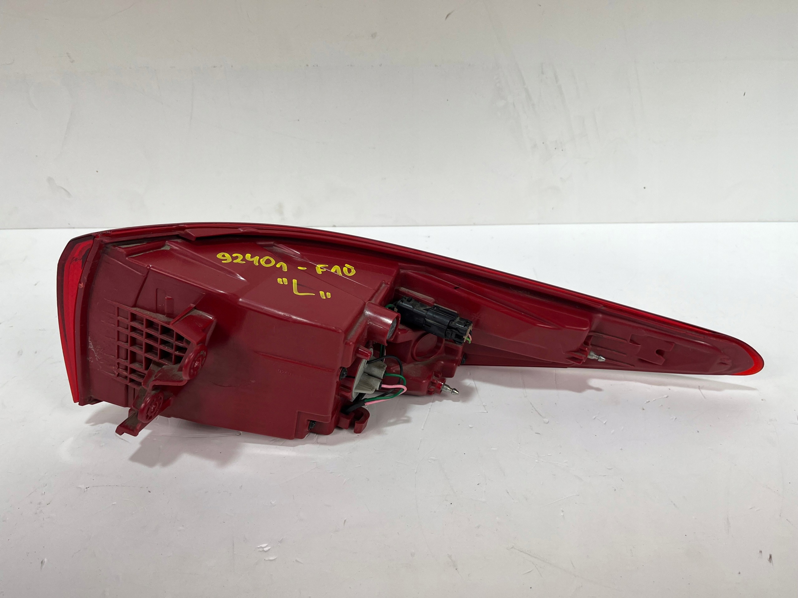 light left rear KIA SPORTAGE IV 92401-F10
