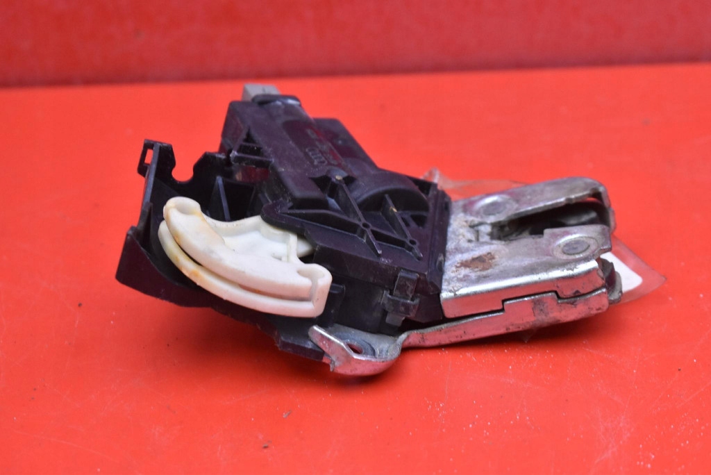 lock bonnet rear part boot 4F5827505D VW JETTA 5 V sedan 05-11