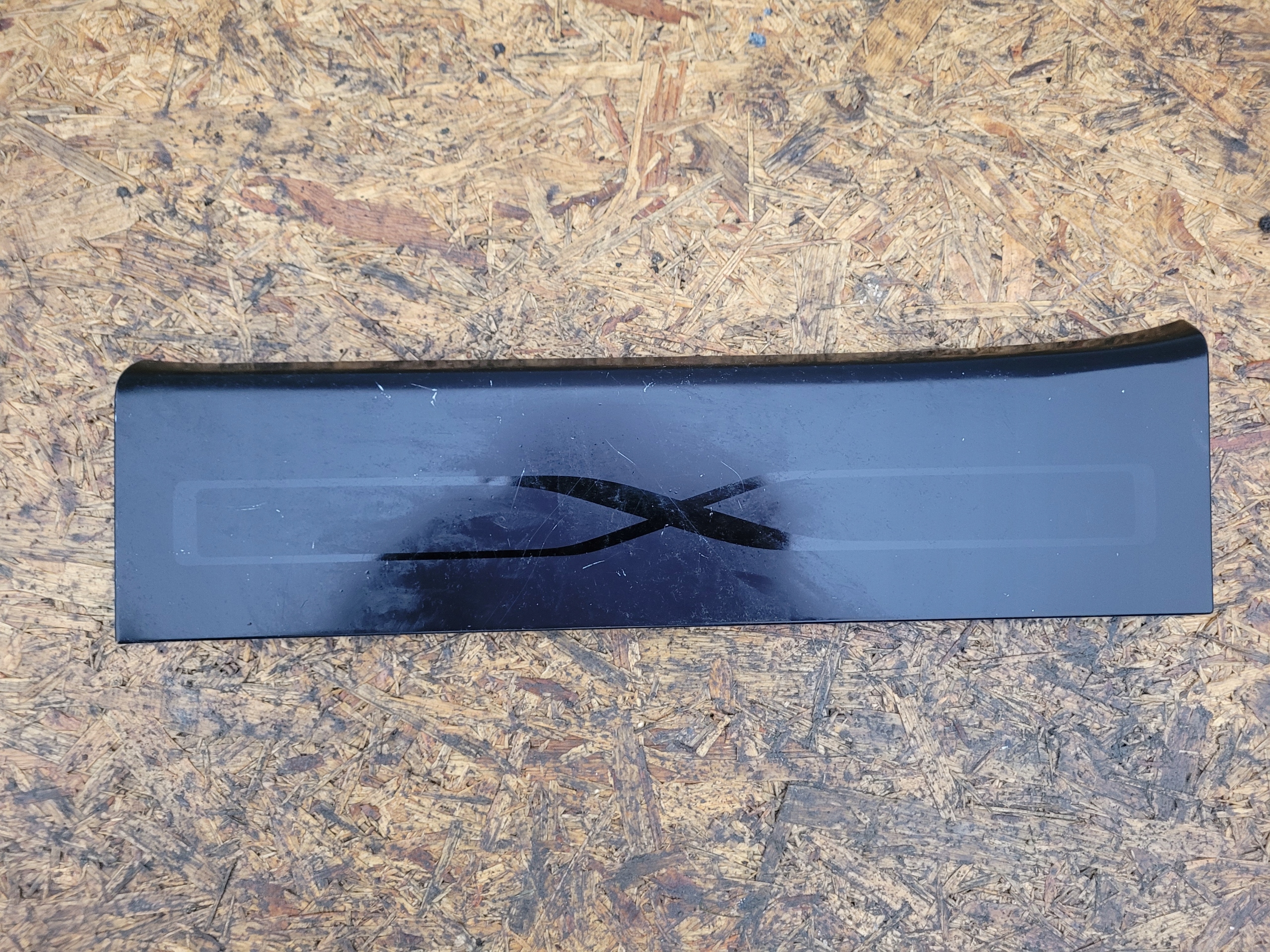 cap decorative trim TESLA X 1053189-00-E