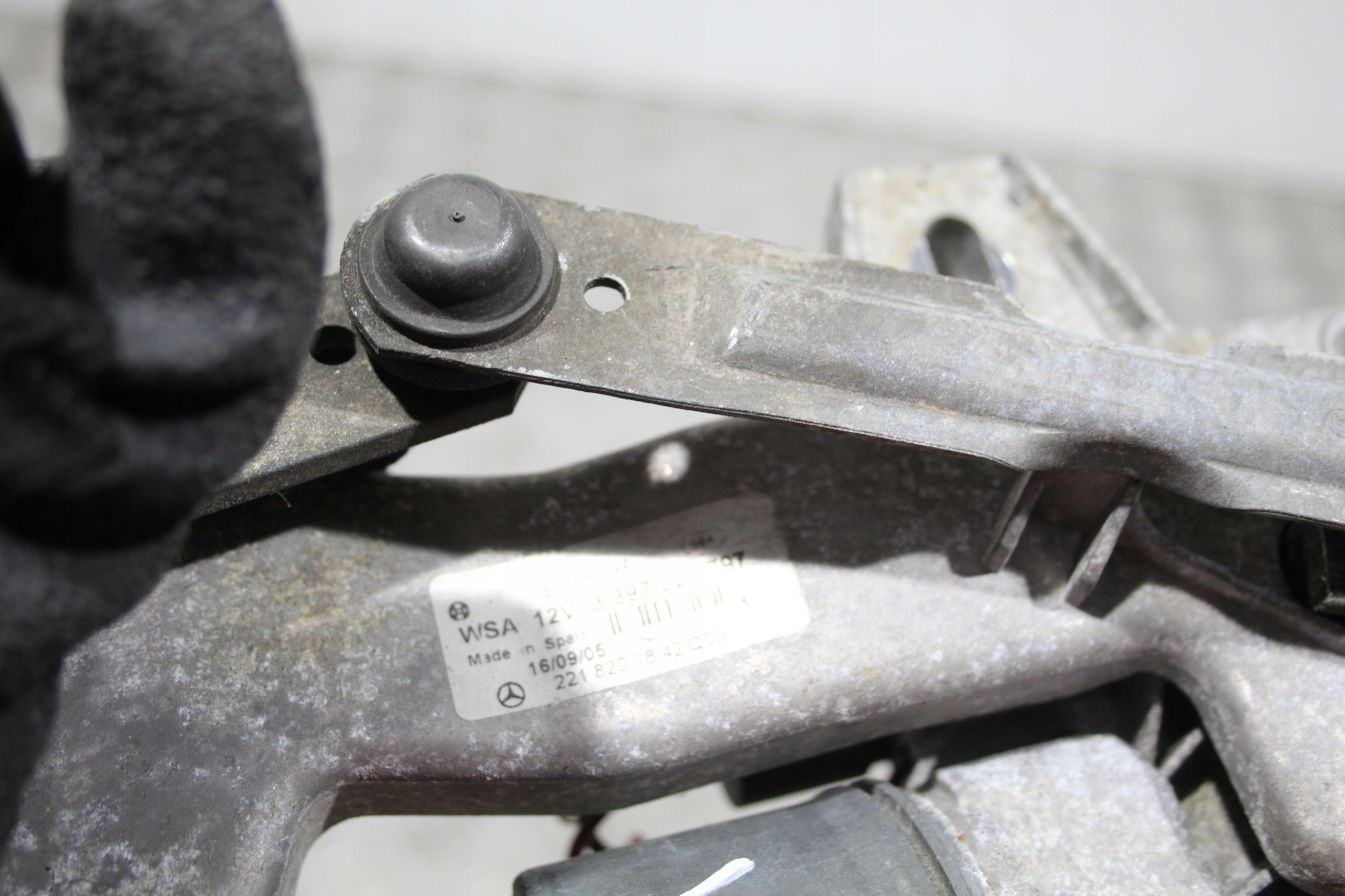 wiper mechanism right front S-KLASA W221