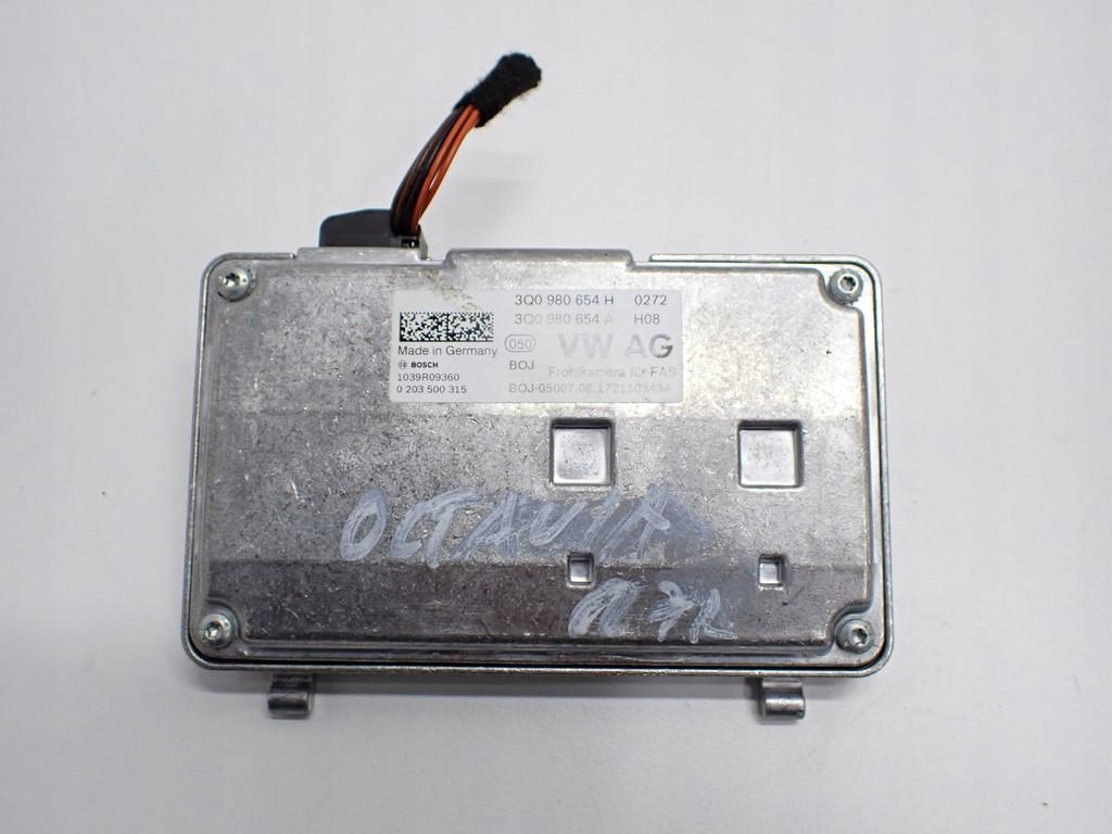 KAMERA ASYSTENT PASA 3Q0980654H 3Q0980654A SKODA OCTAVIA III 5E 17R Wersja Europejska