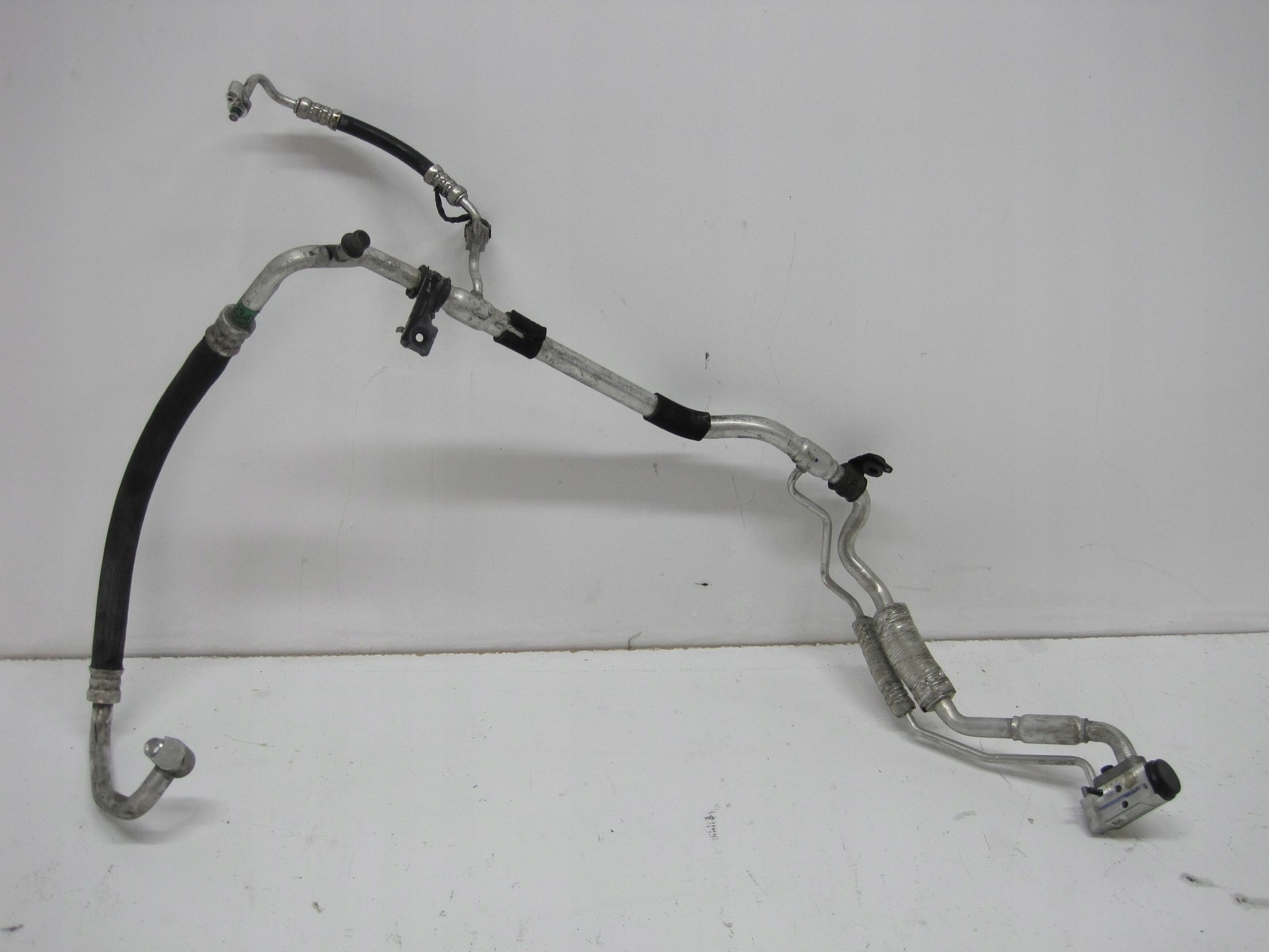 WĄŻ PRZEWÓD KLIMATYZACJI KIA PROCEED 97775-G4850