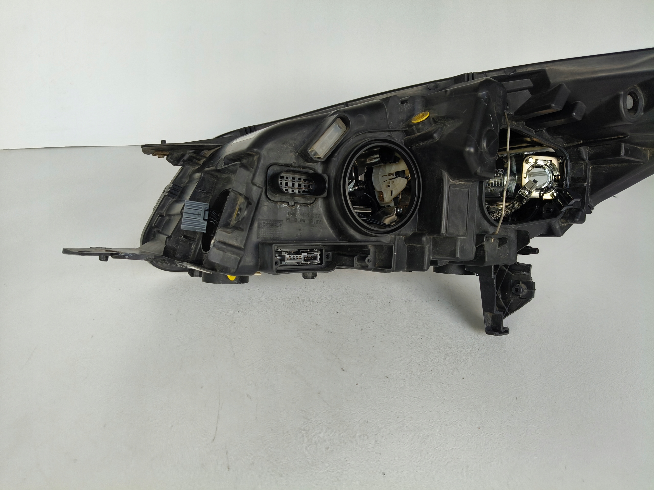 light right REFLEKTOR FORD KUGA MK2 12-16 XENON non-setting