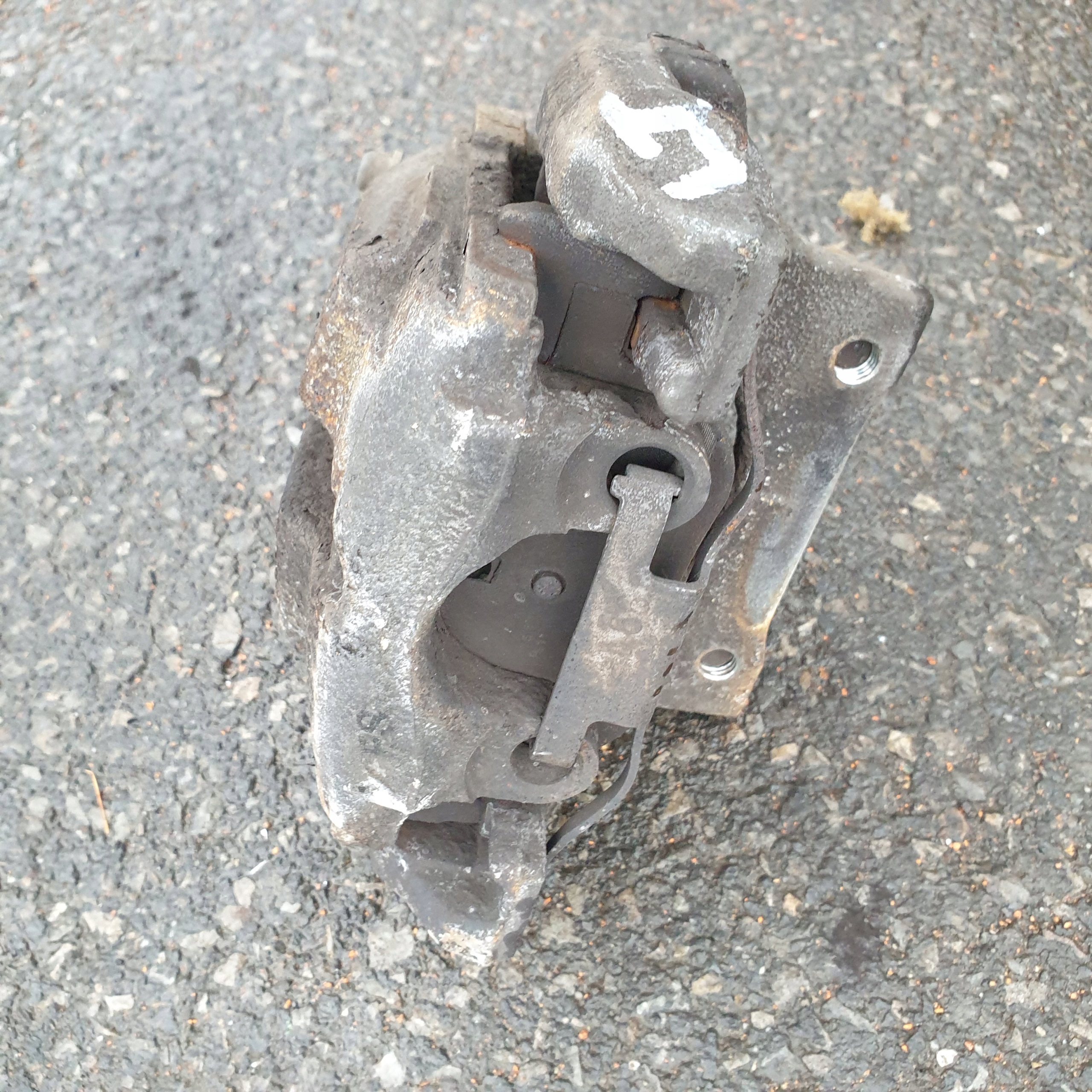 caliper brake caliper carrier rear part left BMW 1 E87 E82 OE
