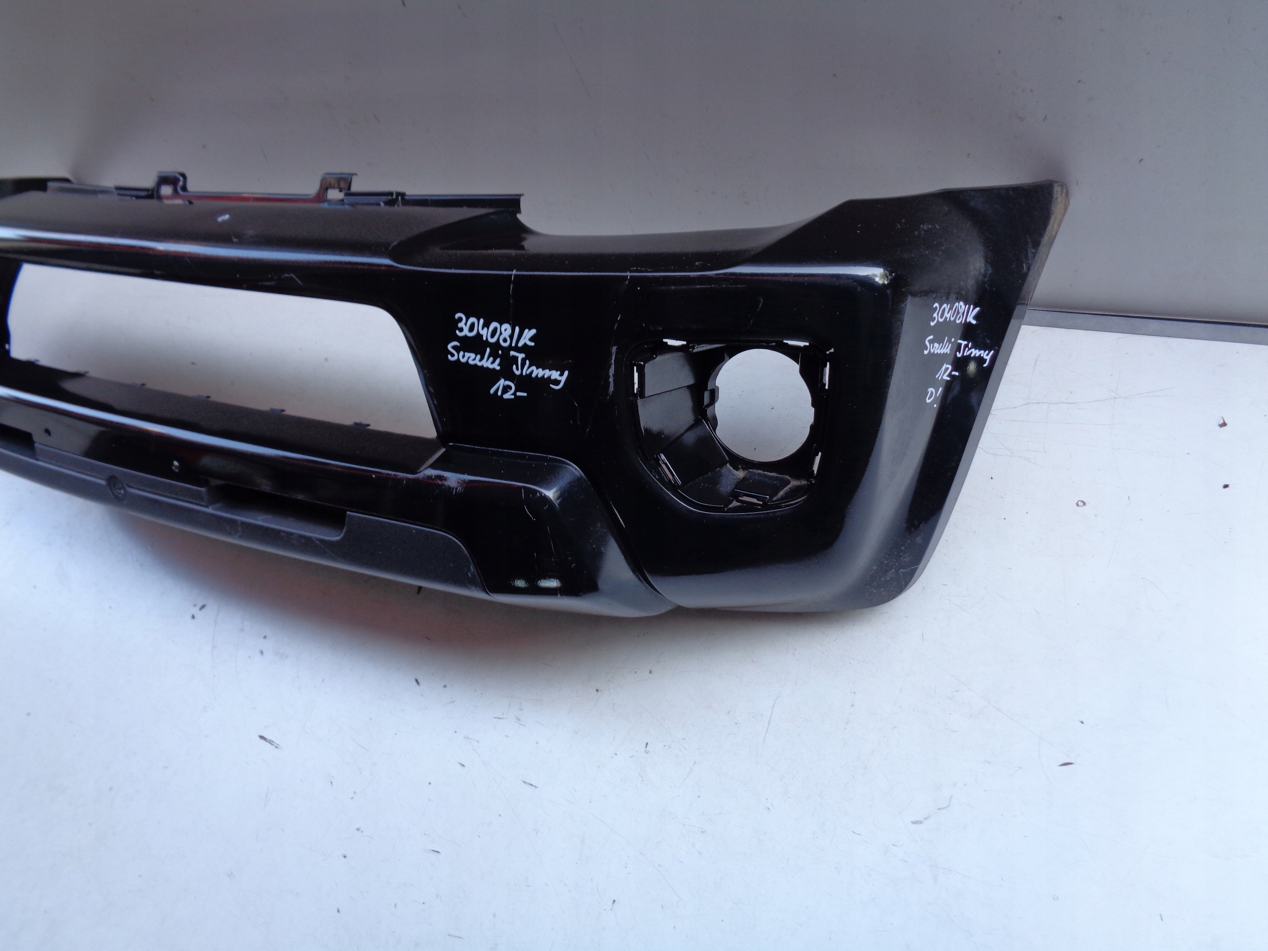 FRONTSTOSSSTANGE SUZUKI JIMNY 12- NR 30408