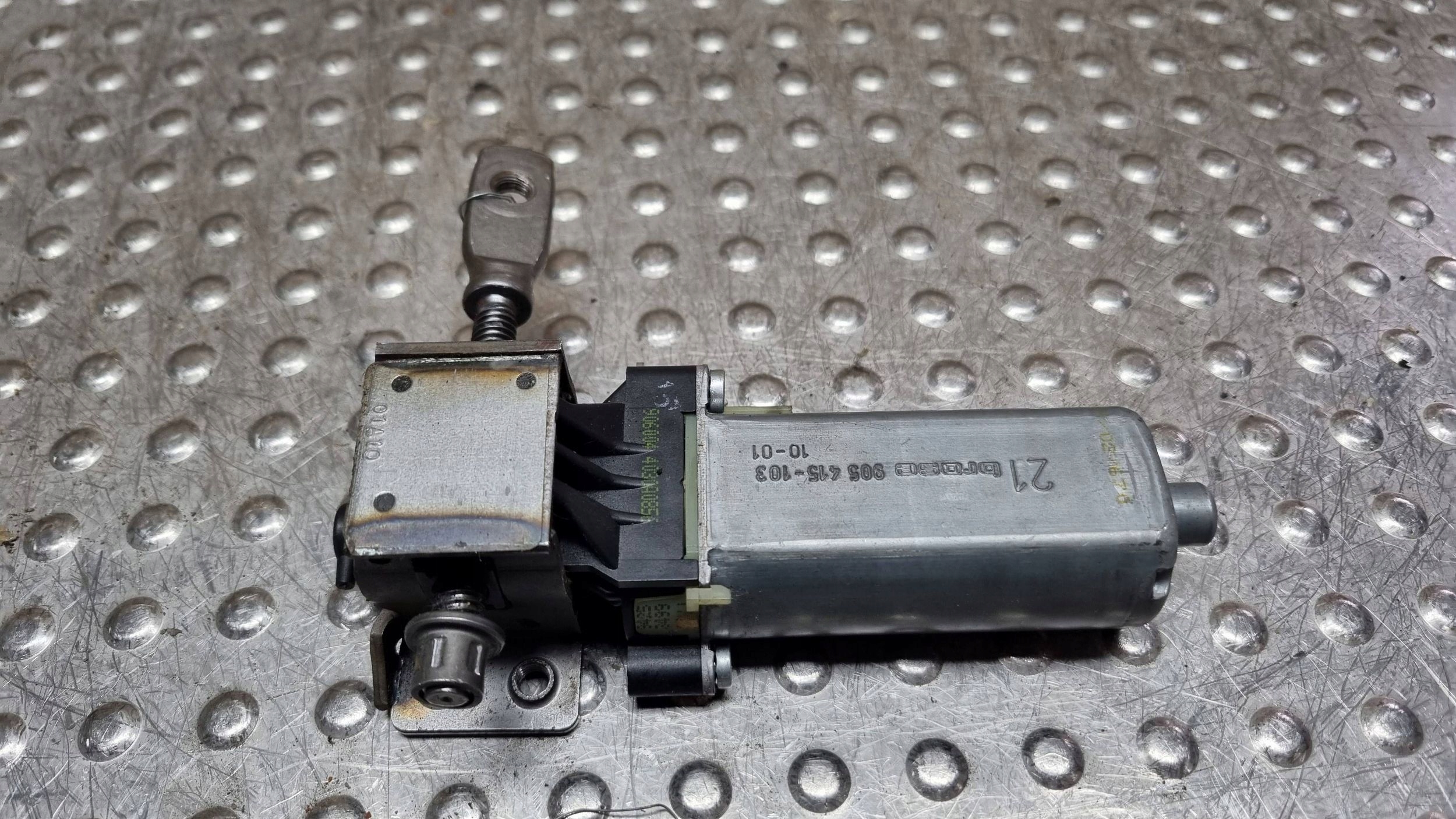 mini motor control seat left front 0390203218 PORSCHE CAYENNE and AUDI Q7