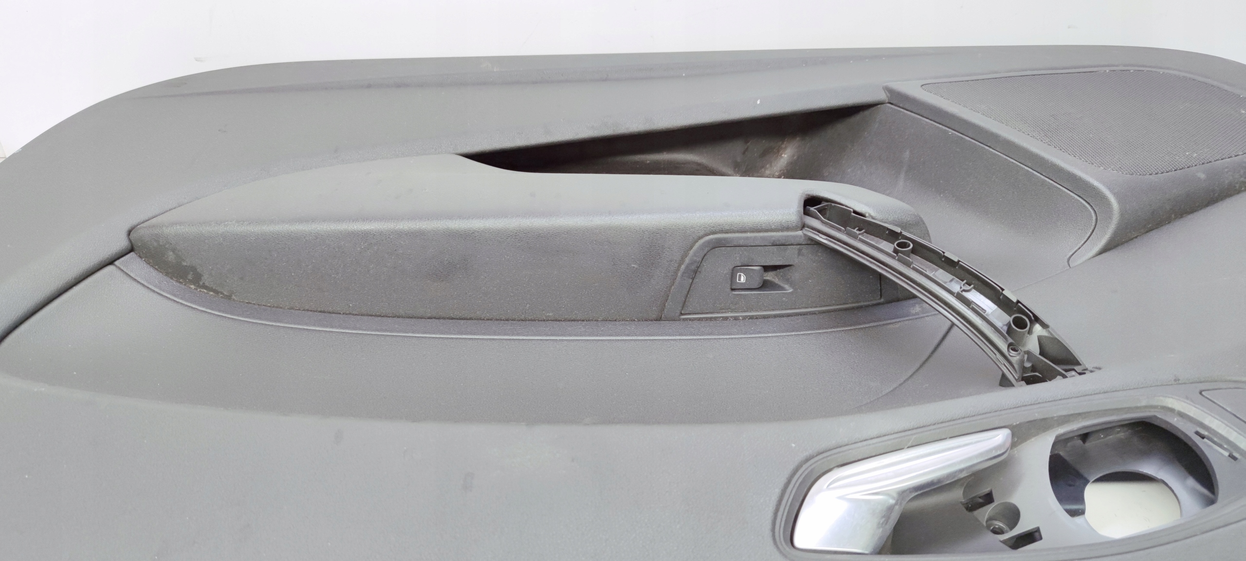 side door right front AUDI A1 3-D 8X1867106A *2