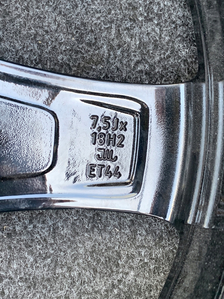 FELGA MERCEDES C COUPE 205 7,5x18 ET44 A2054014600 Szerokość felgi 7.5