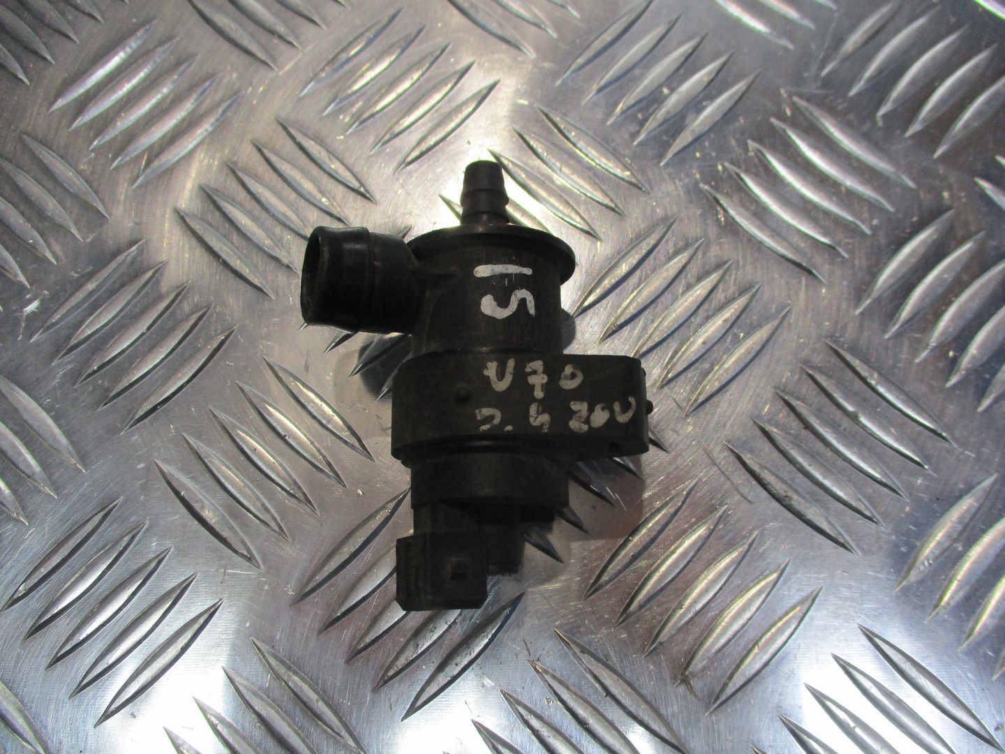 клапан давления volvo V70 2.4 20V