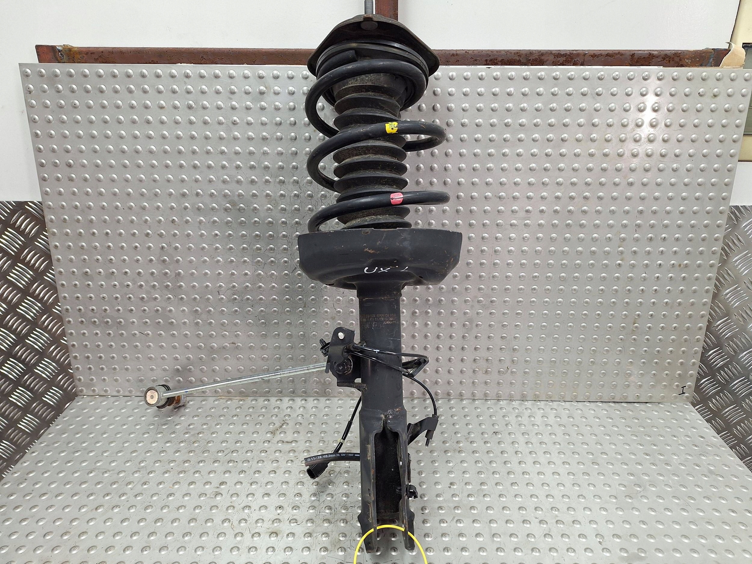 shock absorber left front LEXUS UX 18- 48520-76170