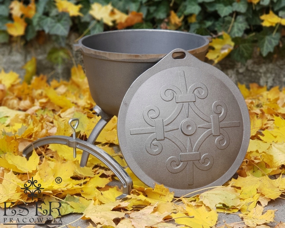 KOCIOŁEK MYŚLIWSKI 10l. pieczonki duszonki ES-ER Pojemność 10 l