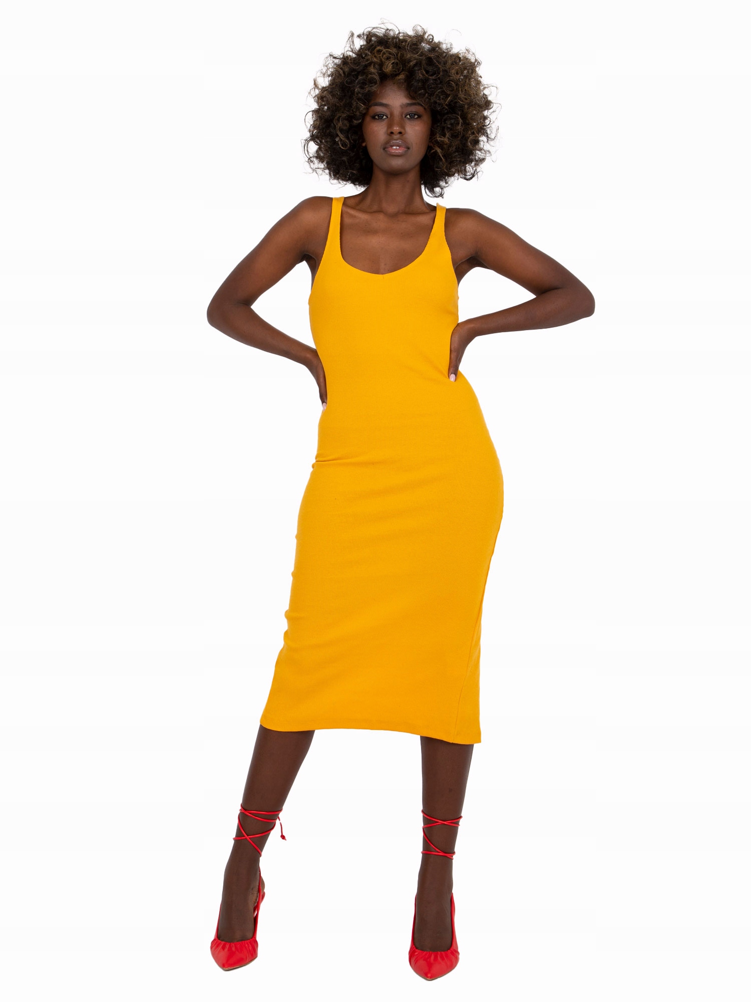 

Dopasowana Sukienka Midi na ramiączkach - M