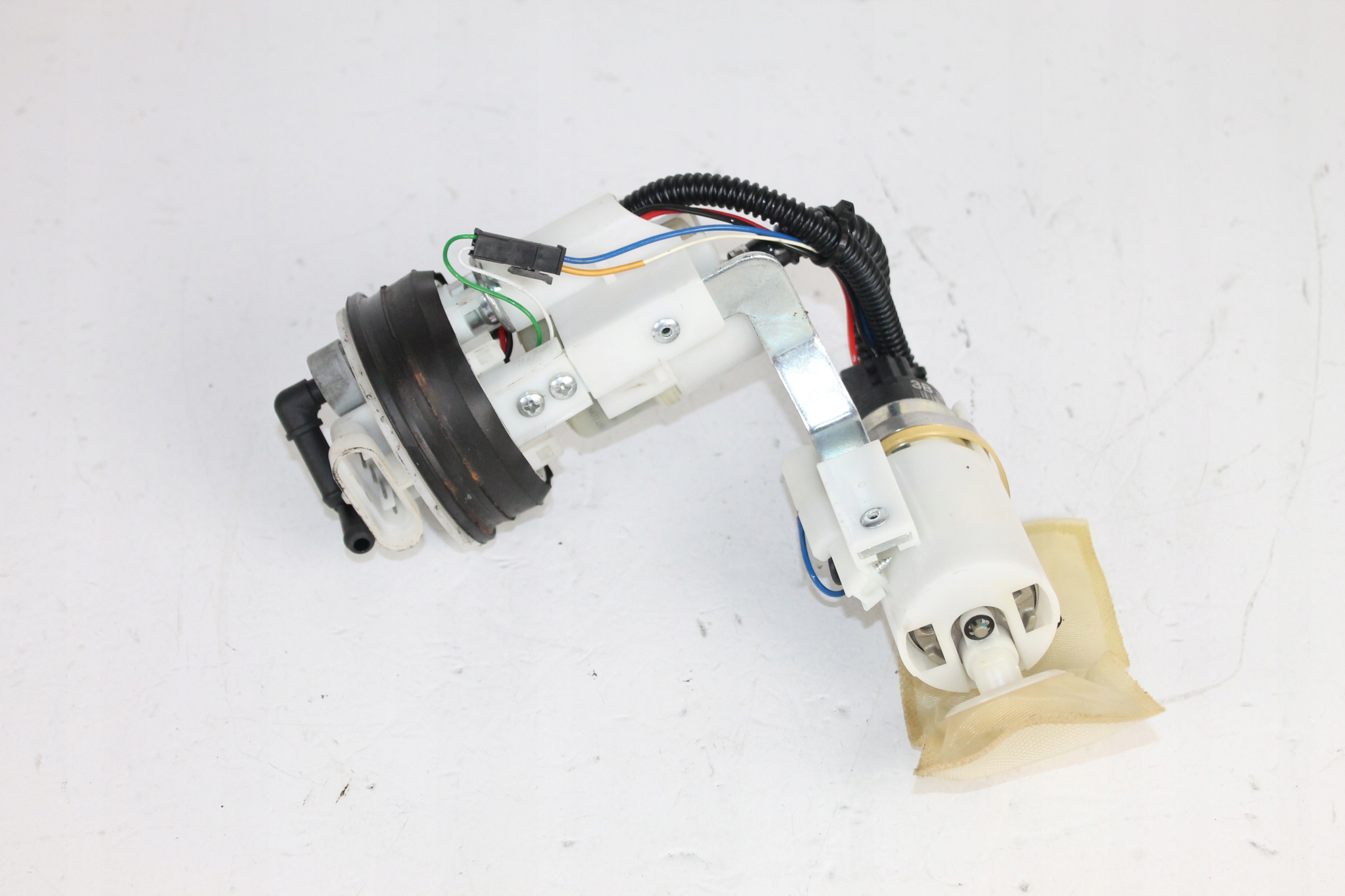 DS800 - DUCATI СКРЕМБЛЕР 800 2019 ТОПЛИВНЫЙ НАСОС