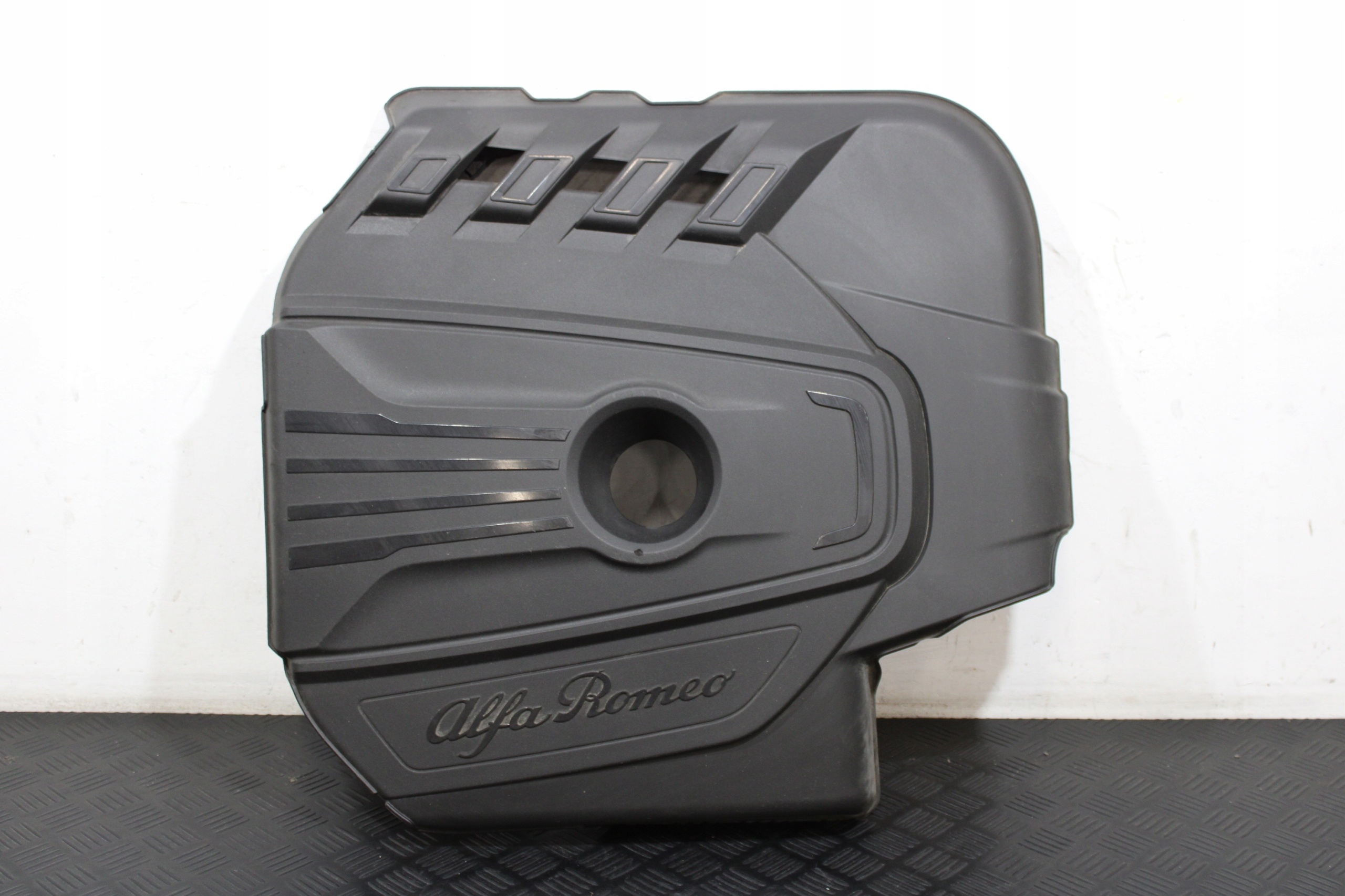 cover for engine 55277996 ALFA ROMEO GIULIA 2,2D