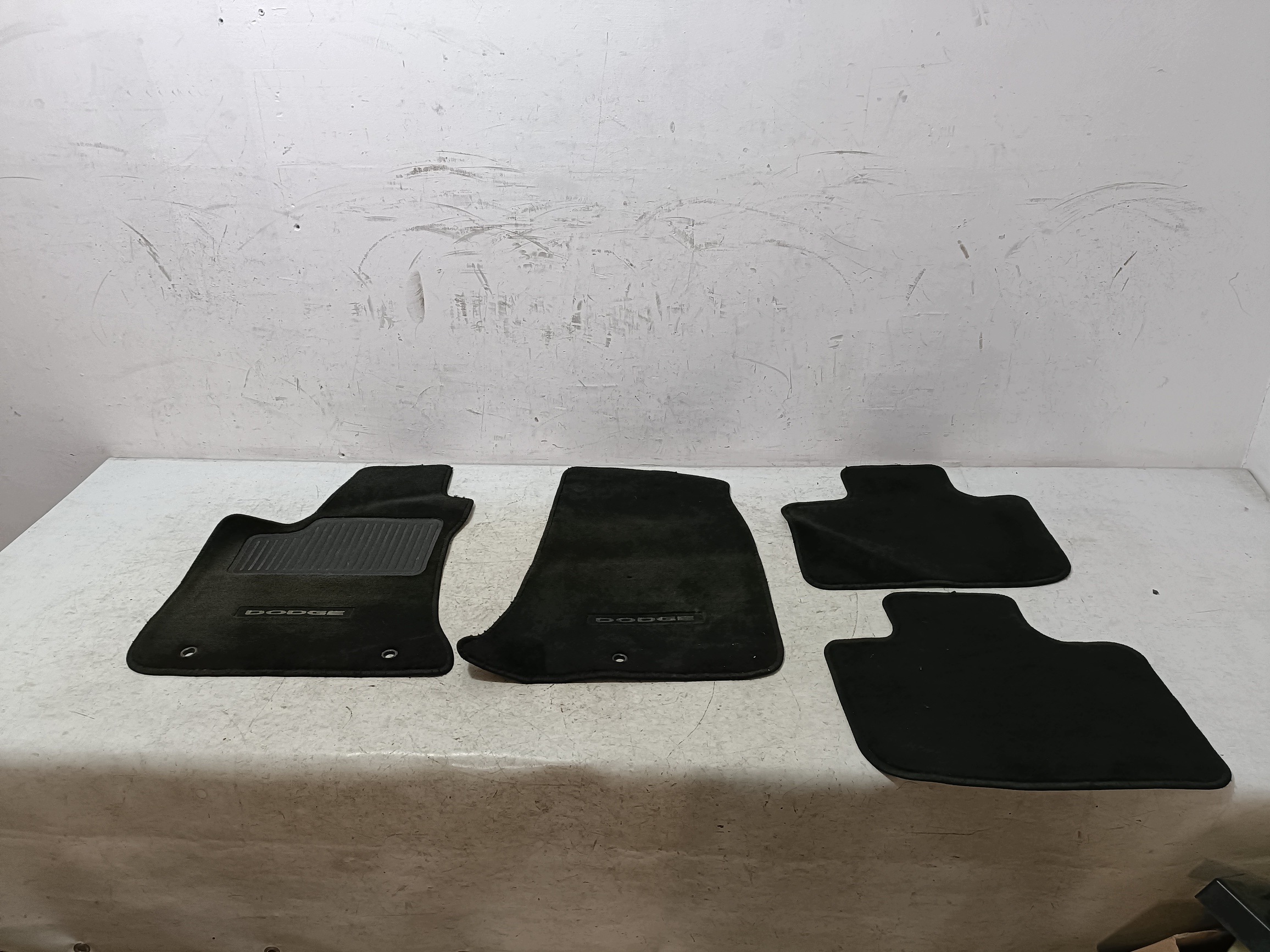 DODGE CHARGER 2019- mats original KOMPLET