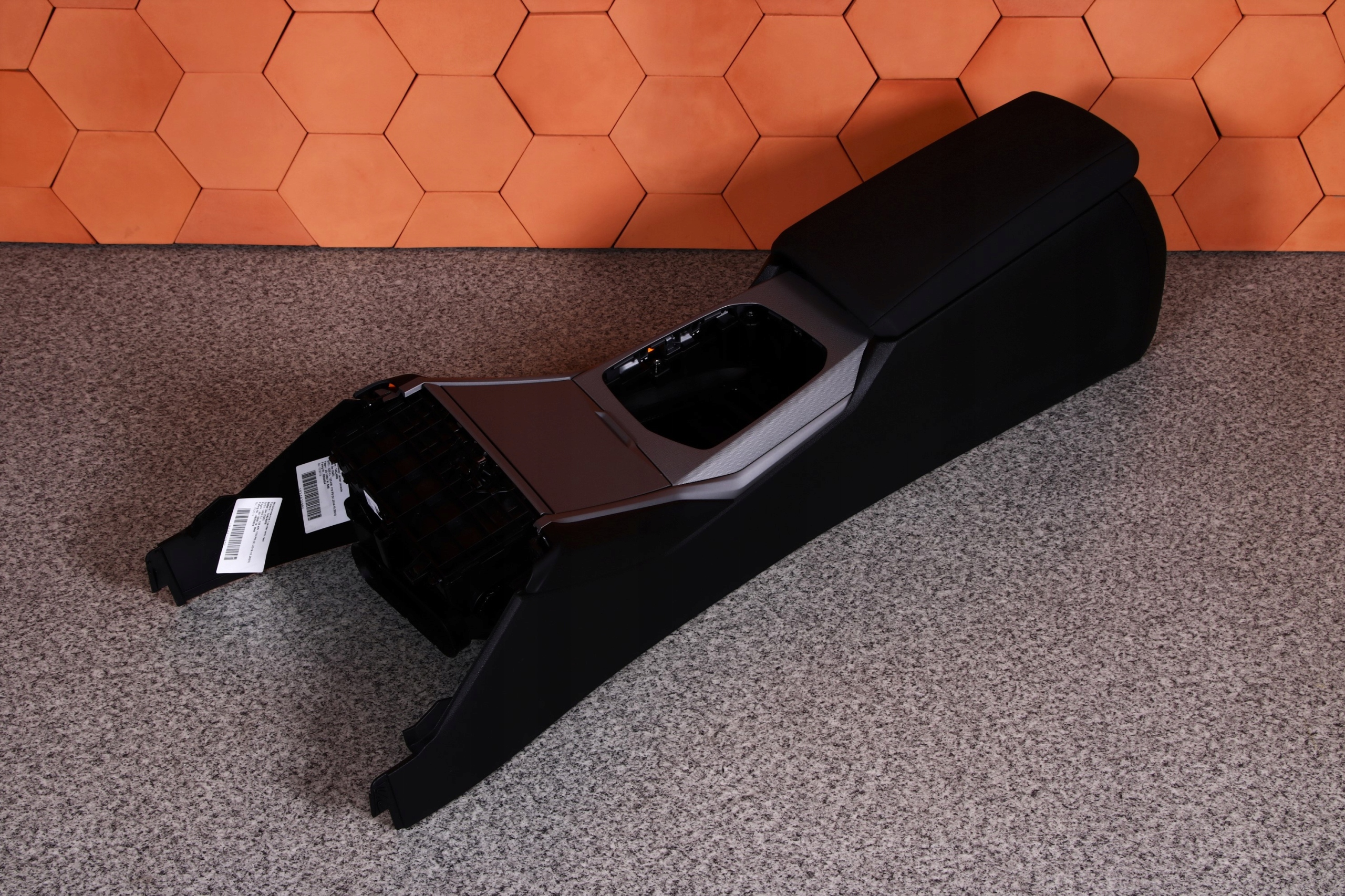 BMW G20 G21 - TUNEL central armrest black