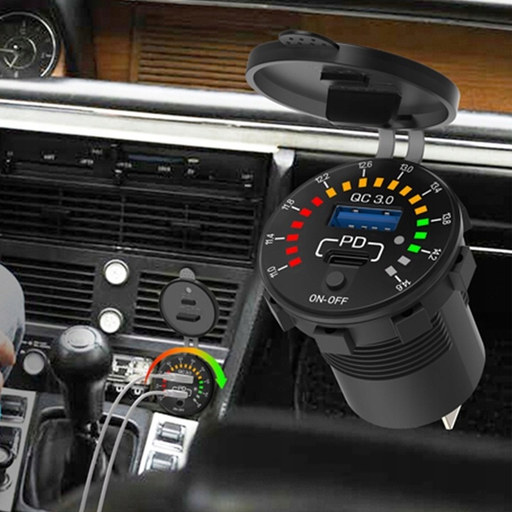 USB QC 3.0 WOLTOMIERZ CYFROWY LED MIERNIK SKALA Producent Freedconn