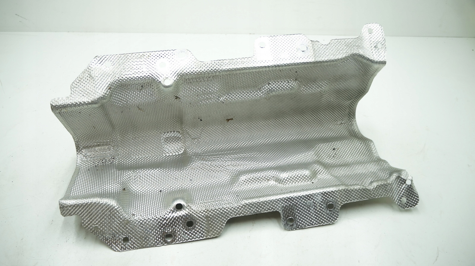 VOLVO ЗАЩИТА ТЕРМИЧЕСКАЯ ВЫХЛОПНОЙ V90 S90 II 31497437