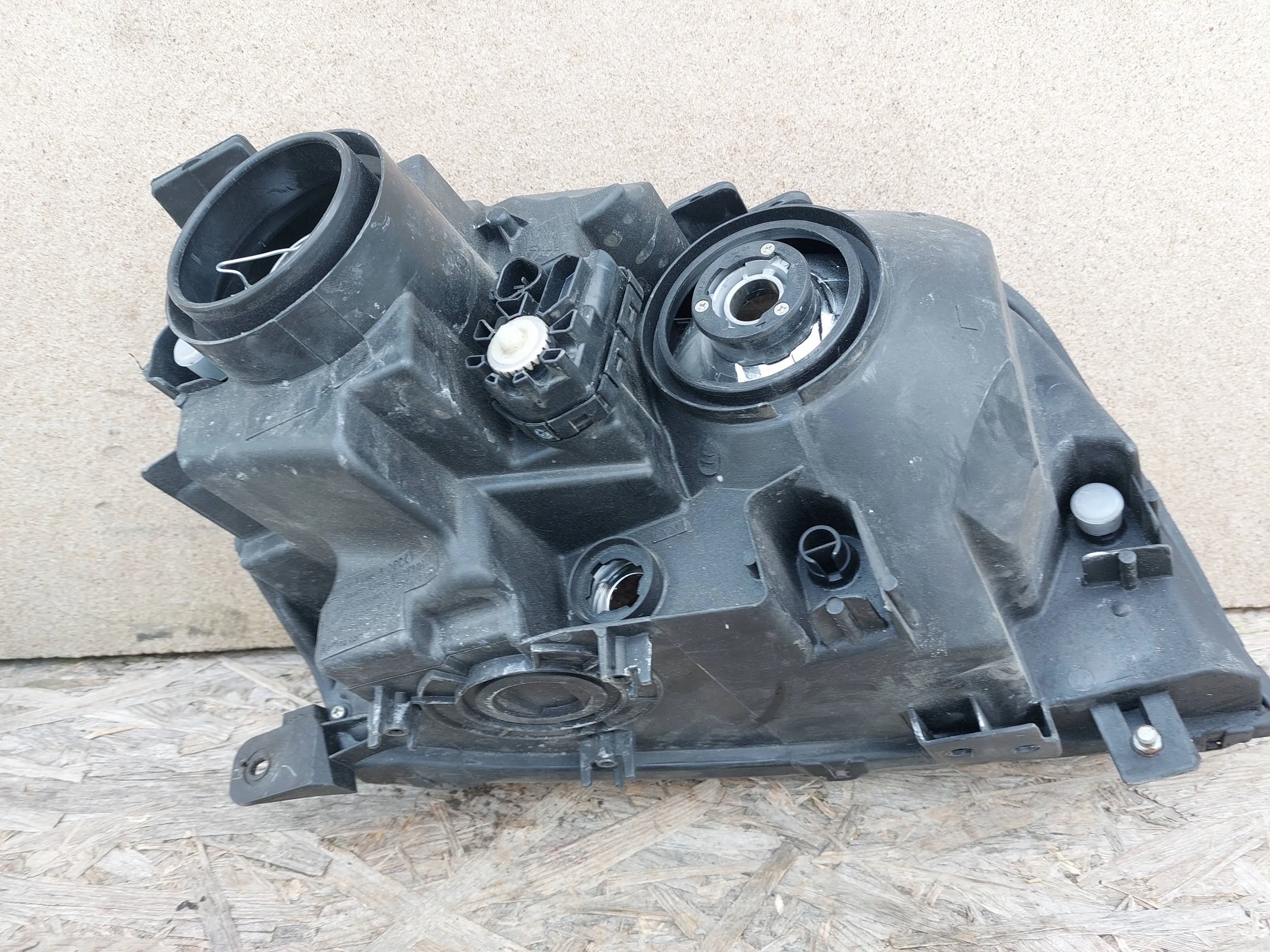 light front left Suzuki Grand Vitara 05- EU