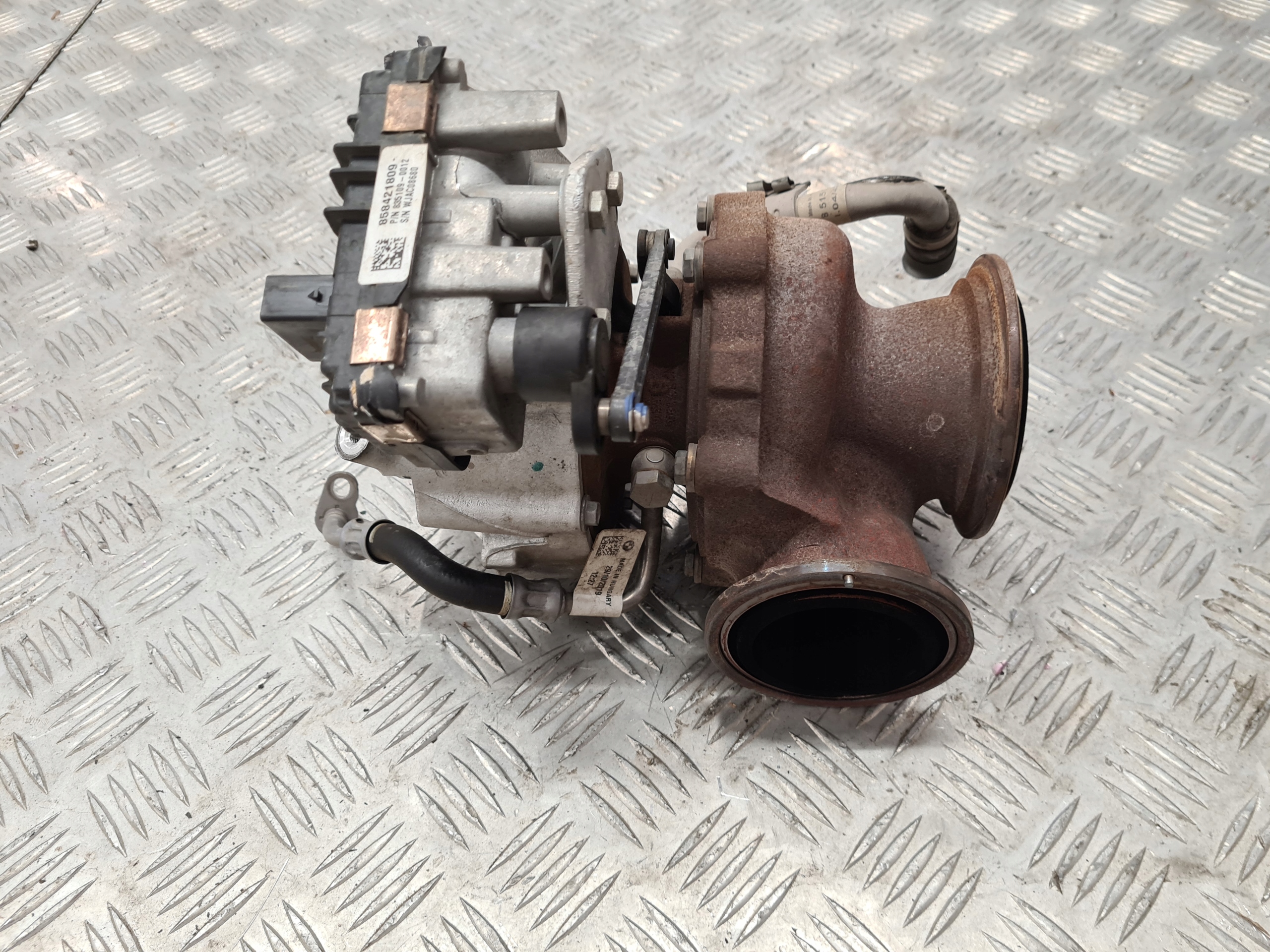 BMW X5 G05 3.0D TURBO TURBO 8584218