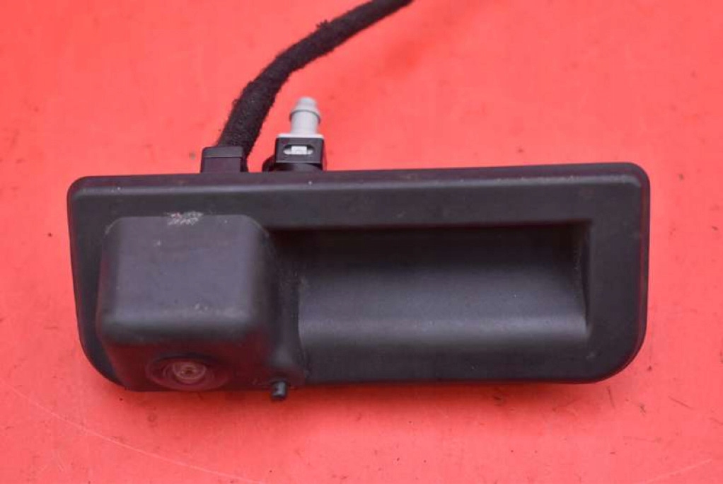 handle button bonnet rear part KAMERA 658827566 SKODA KAMIQ 19