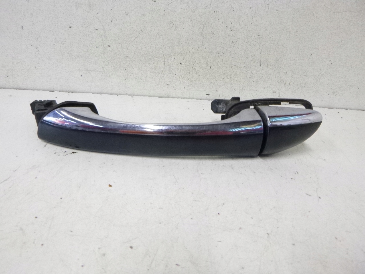 handle exterior rear left Mercedes W220 lak. 189 98-05r.