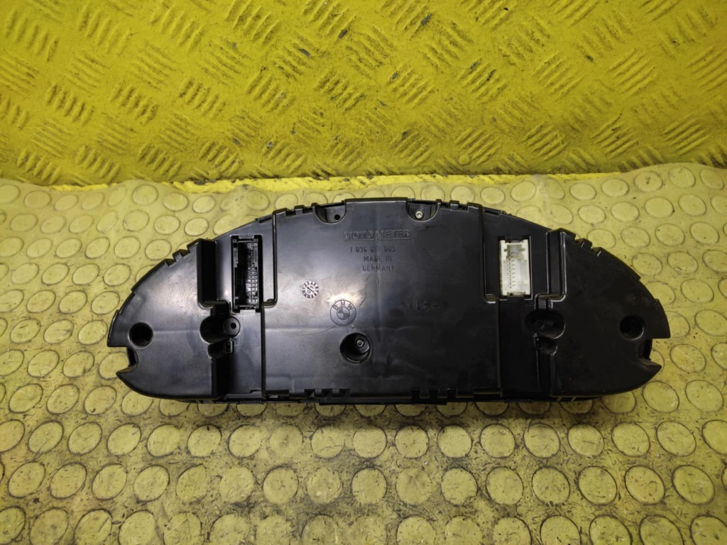 BMW E46 2.2 budíky 6910275