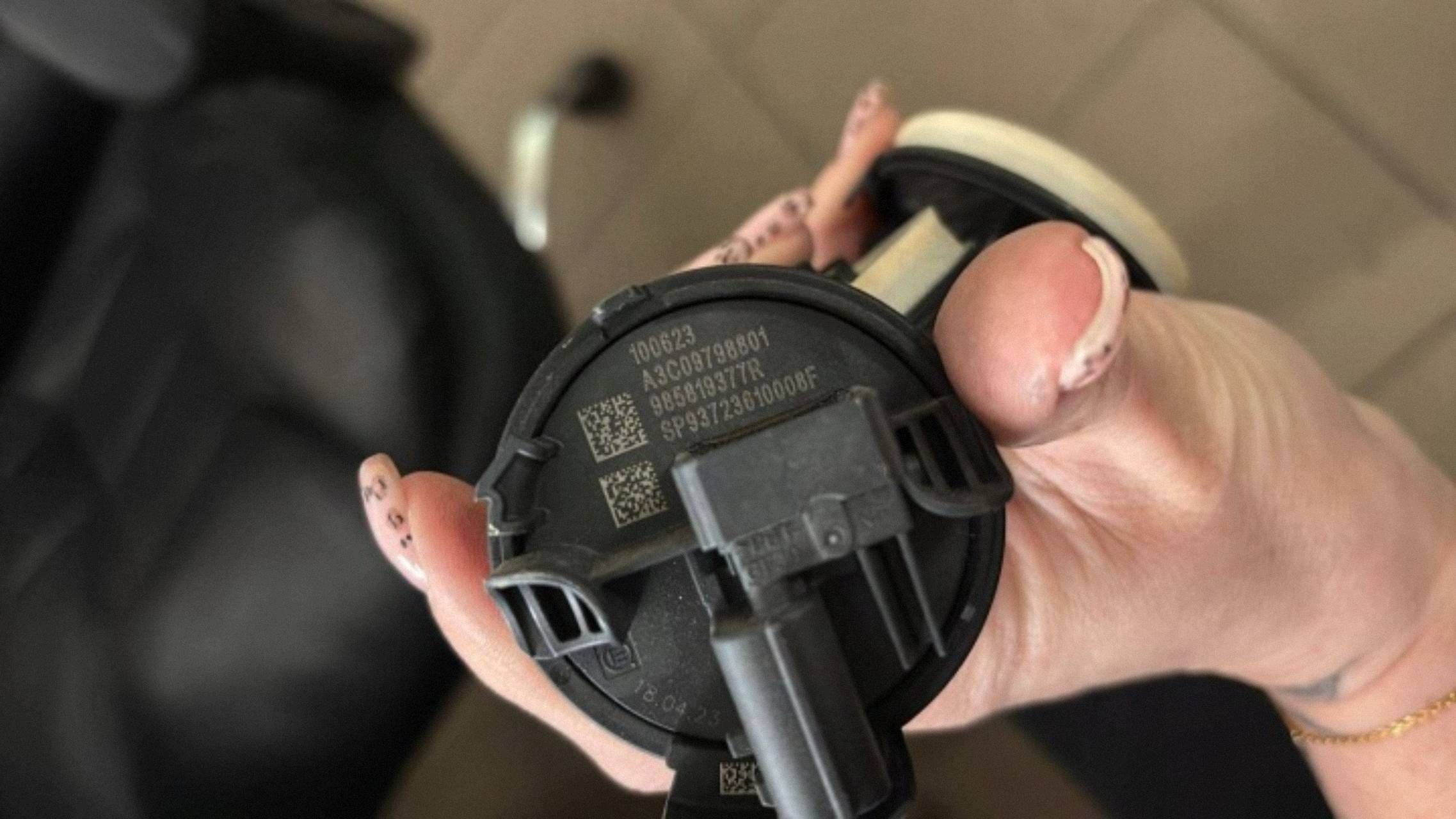 sensor crash (airbag) Renault Captur II 985819377R