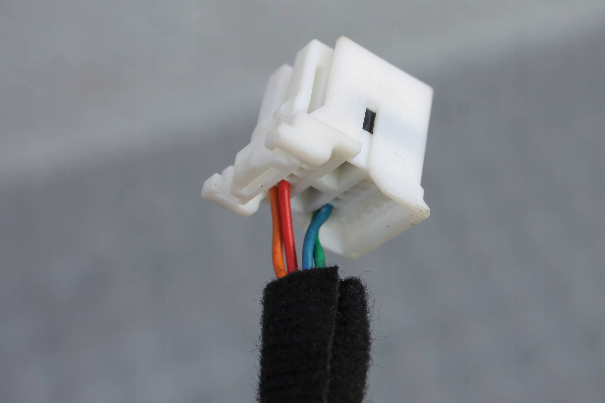 радио экран 96560H8461FHV kia STONIC GT как