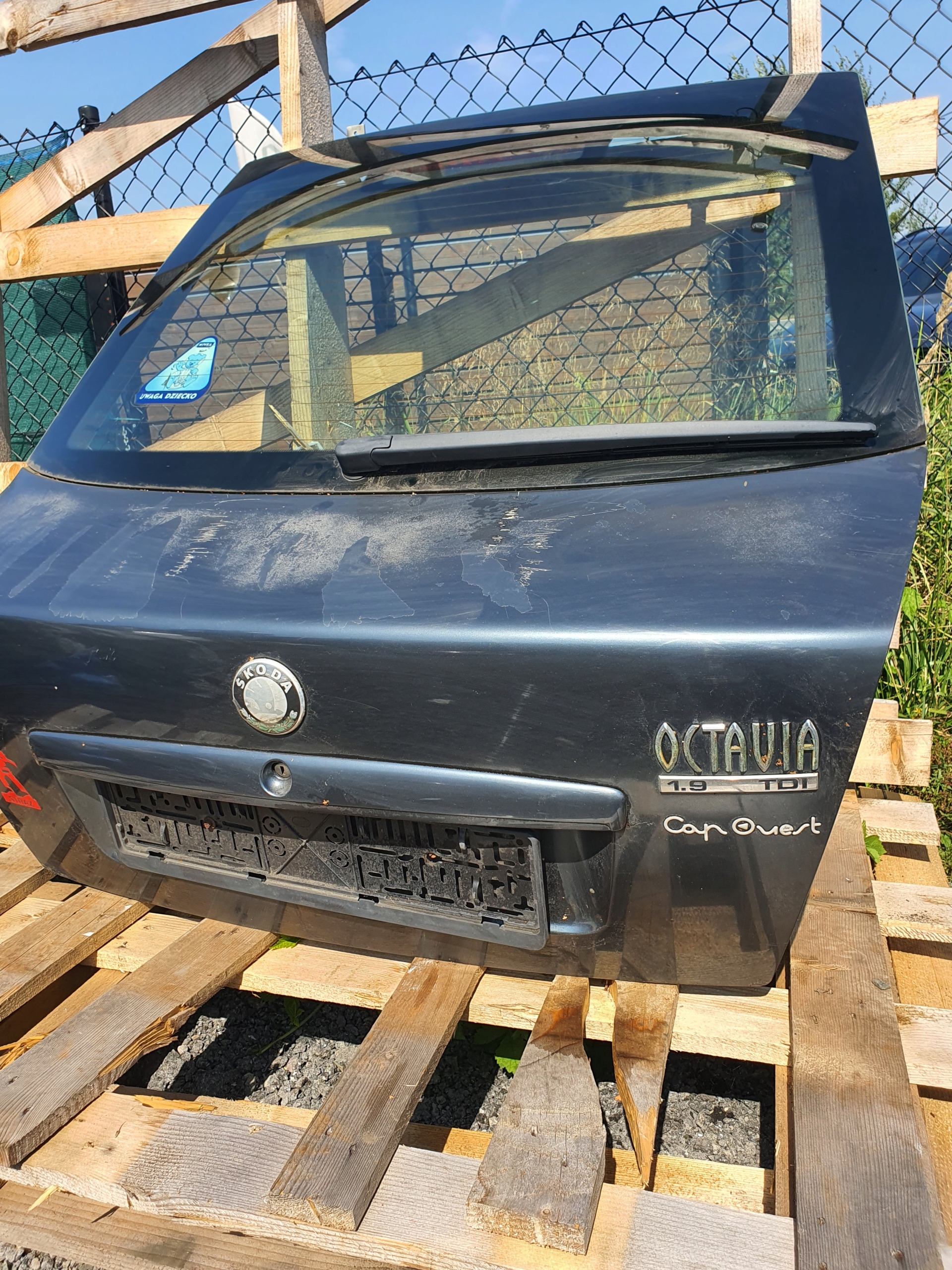 ШКОДА OCTAVIA 1 I РЕСТАЙЛІНГ 00- КРИШКА БАГАЖНИКА ЗАД. HB