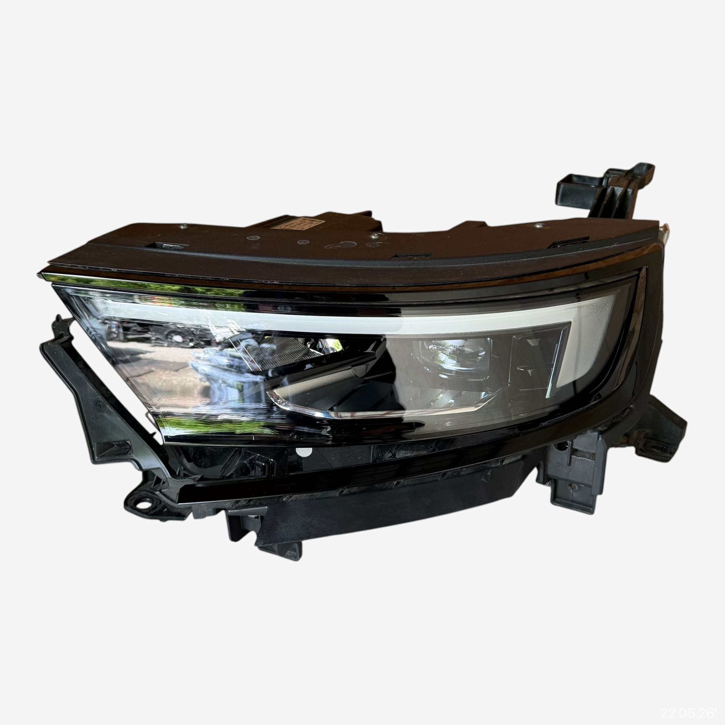 light front left OPEL CORSA F LIFT 2024 ROK FULL LED 9866316080