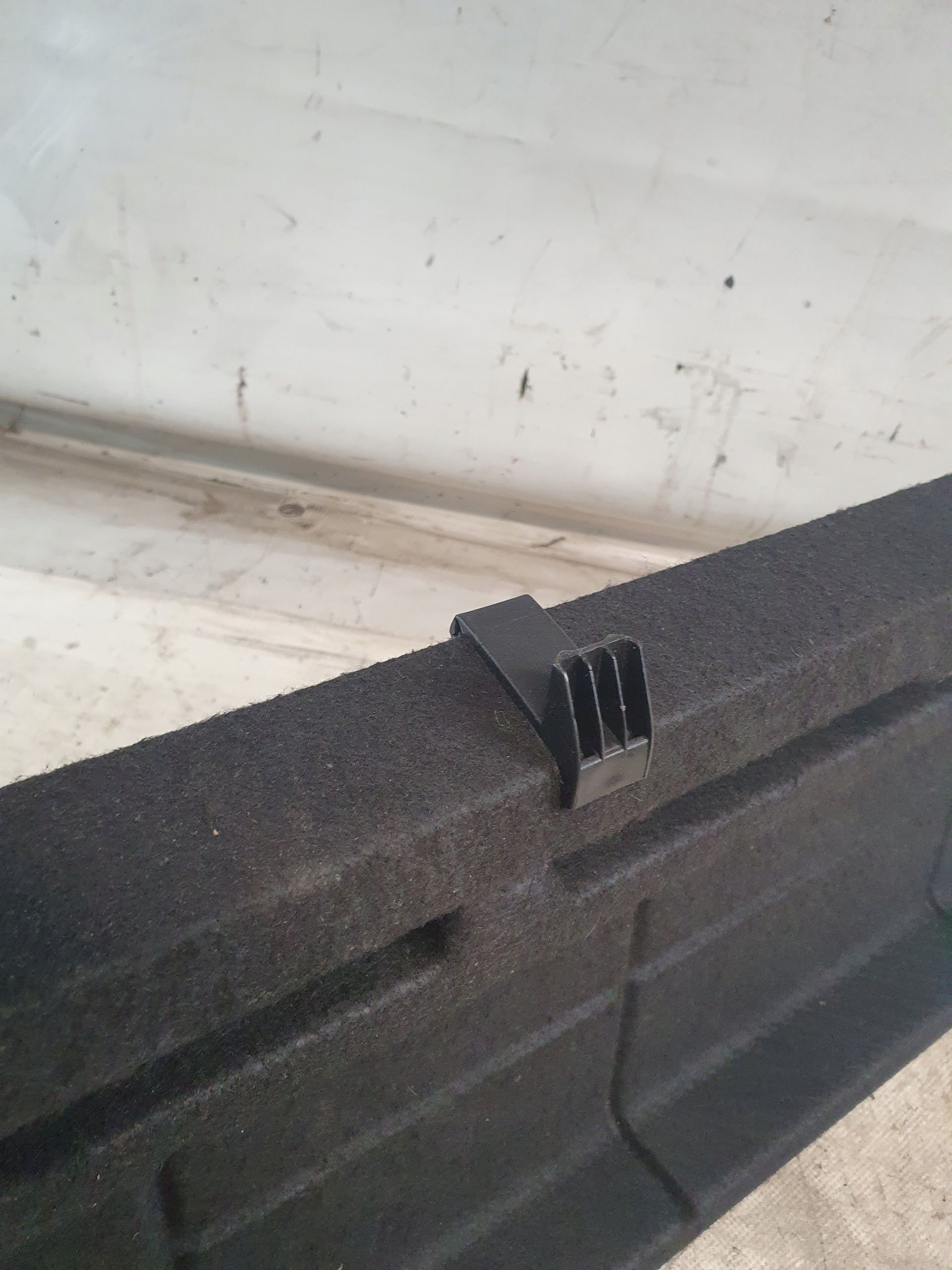 passenger compartment boot OE 5P5867134A SEAT TOLEDO III 05R.