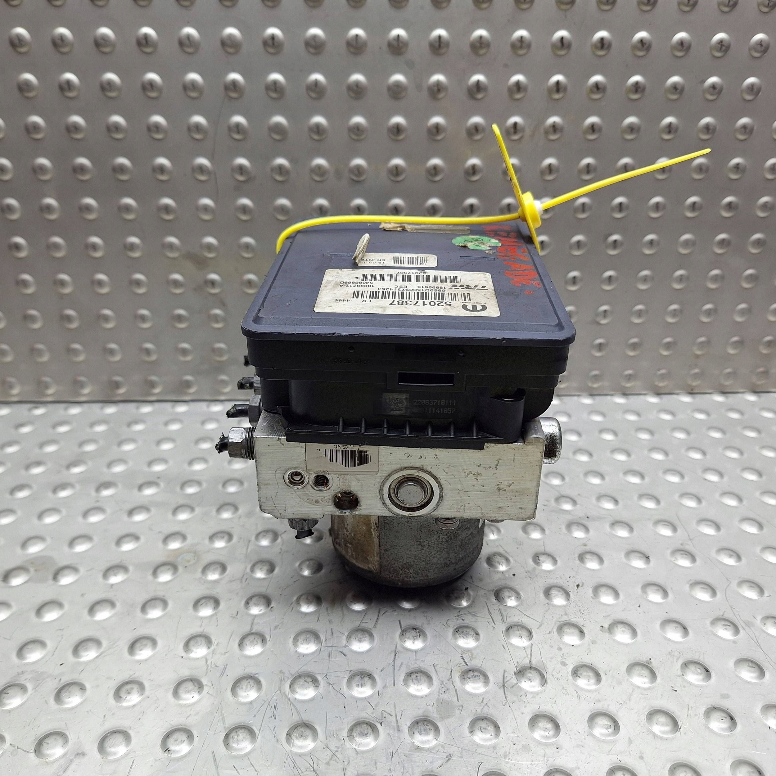 pump control unit ABS 52017387 JEEP RENEGADE
