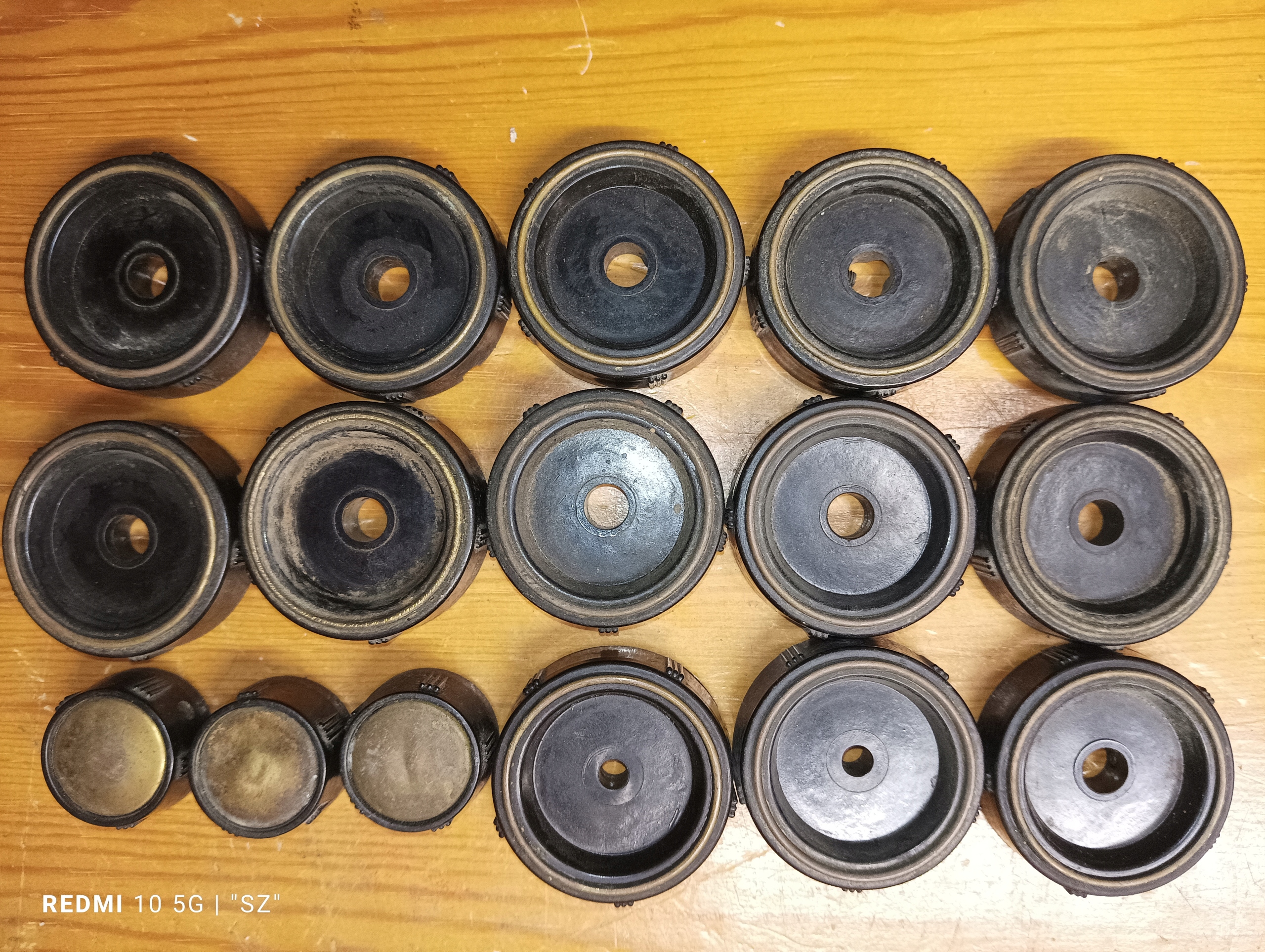 RADIA LAMPOWE - STOLICA - GAŁKI - POKRĘTŁA - (3)