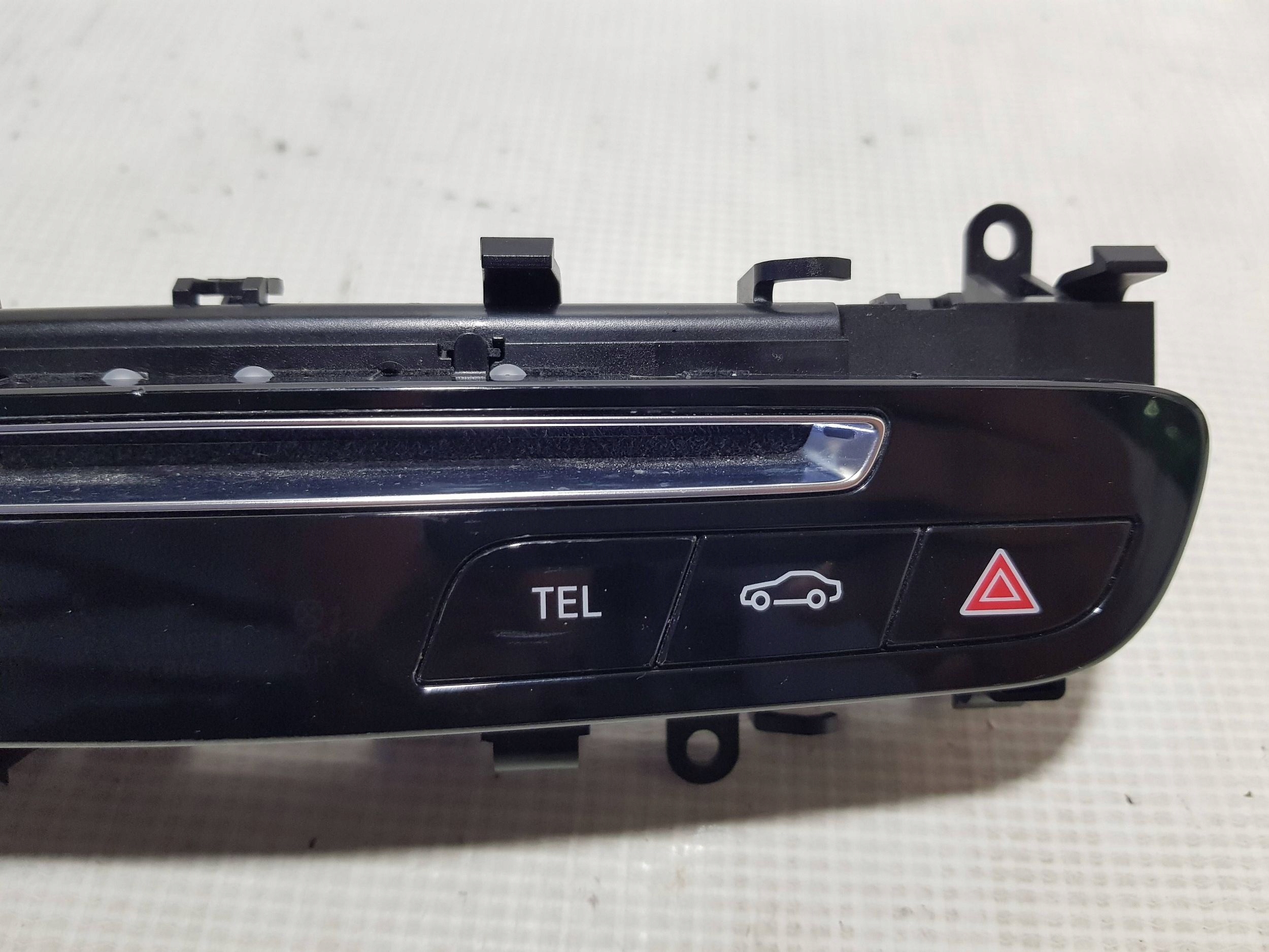 PANEL RADIA MERCEDES C-KLASA A2059054601