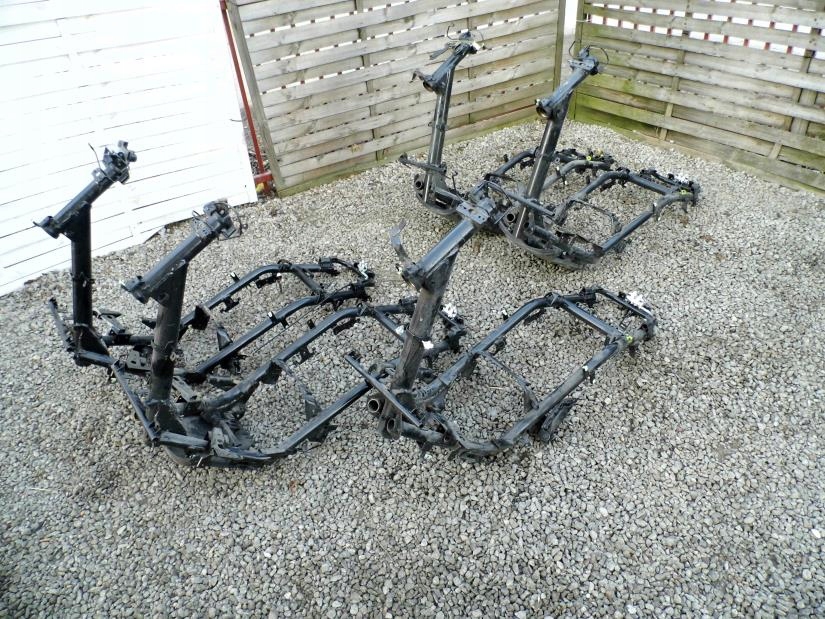 DD9733GVDDD--9SHHJSHJKKKADHJ - PEUGEOT KISBEE 18 + 4T РАМКА