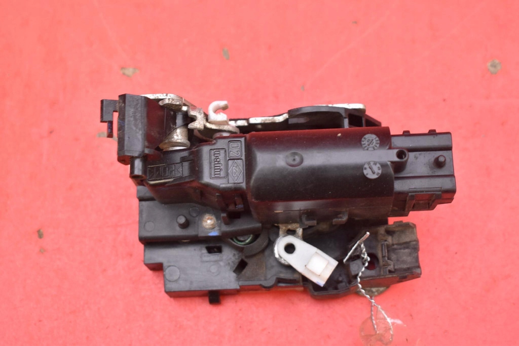 lock door right front front EU DACIA DOKKER 1 and LIFT 17-21