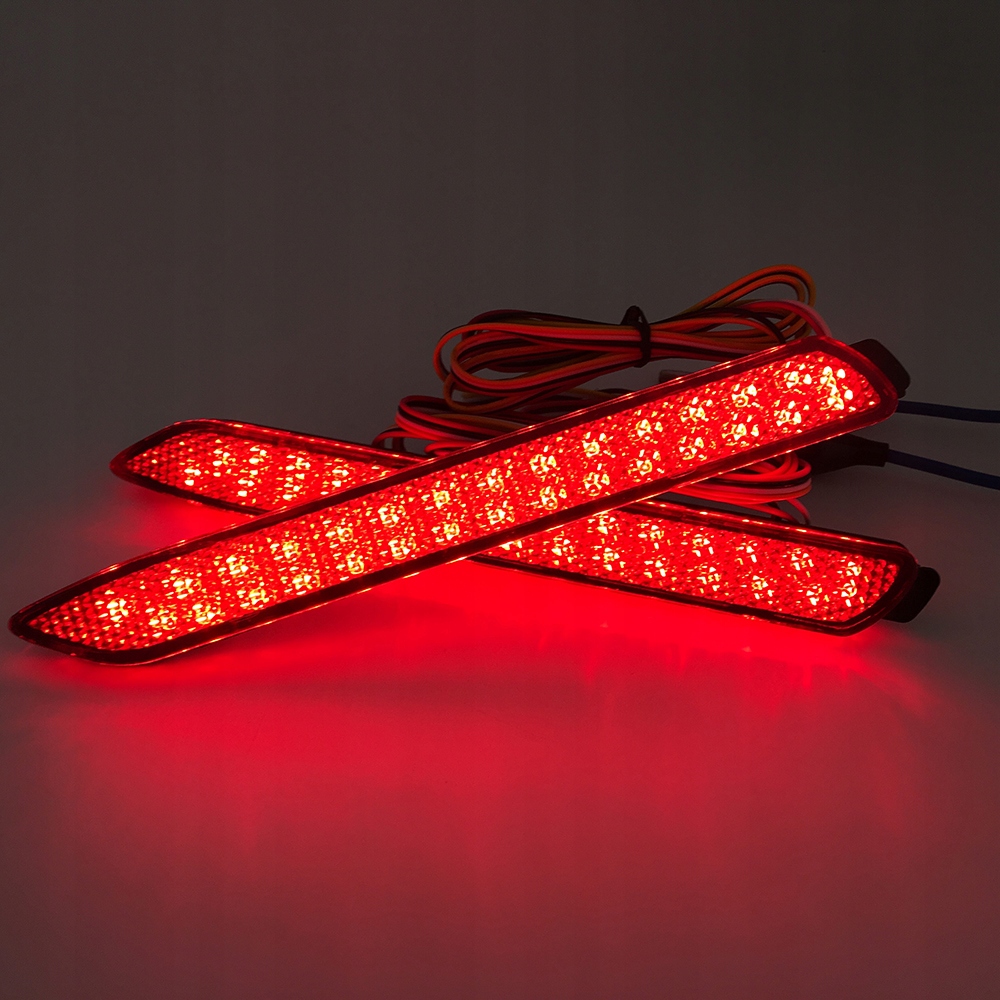 Światło tylne LED odblaskowe tylnego zderzaka do Innova Waga produktu z opakowaniem jednostkowym 0.3 kg