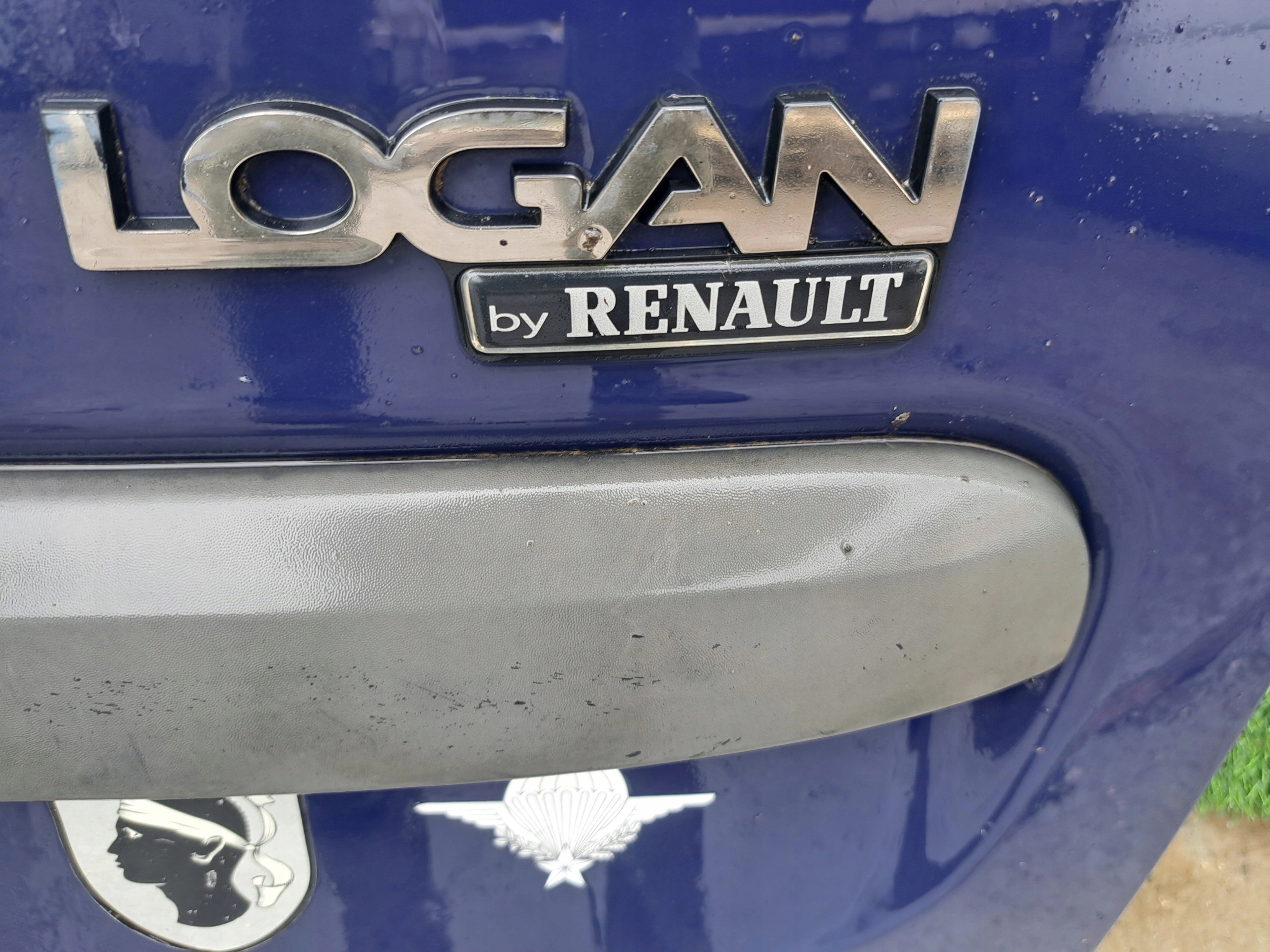 DACIA LOGAN door right rear part complete original