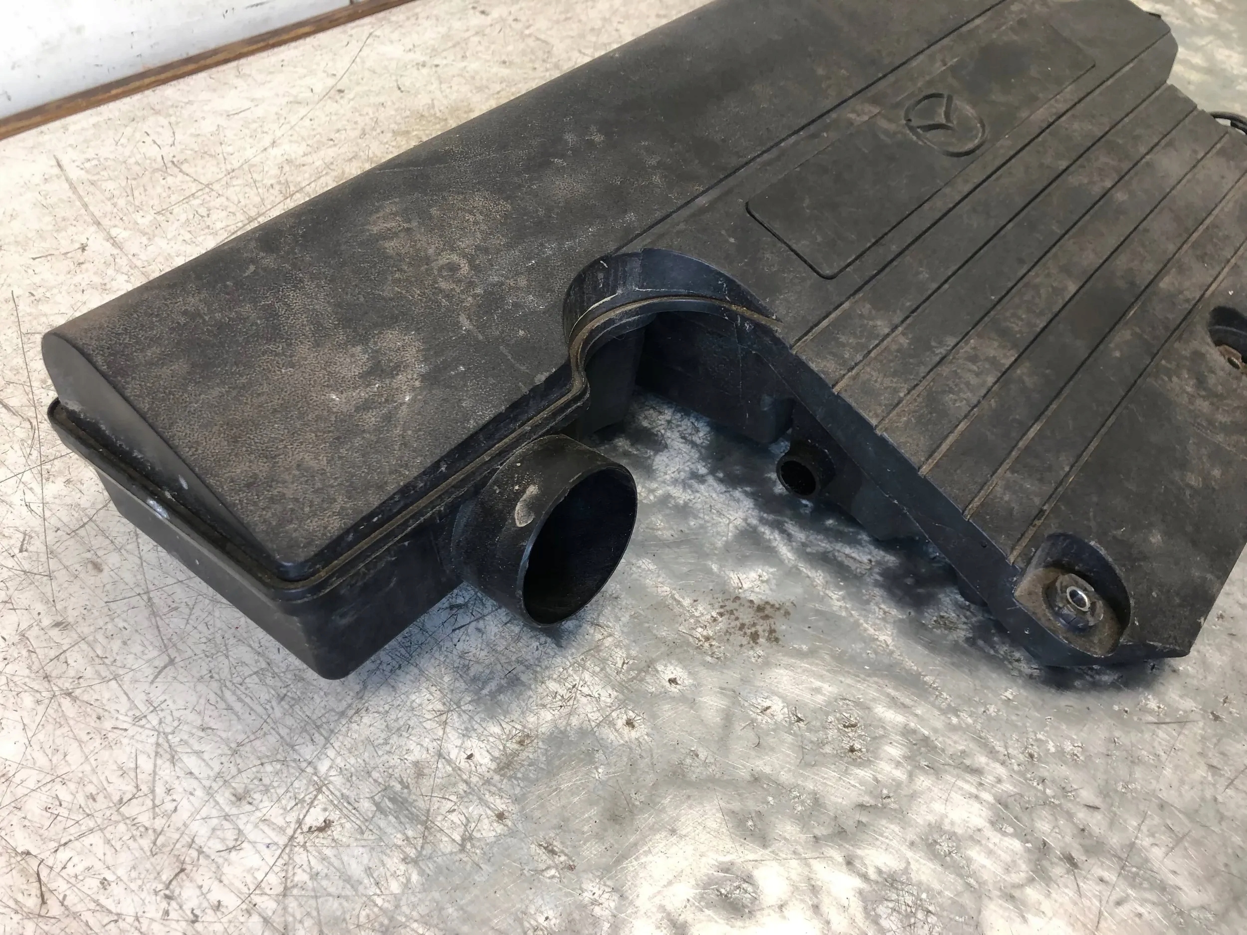 Abdeckung Blende Abdeckung DES MOTORS MAZDA 2 DY 3M71-9600-AC