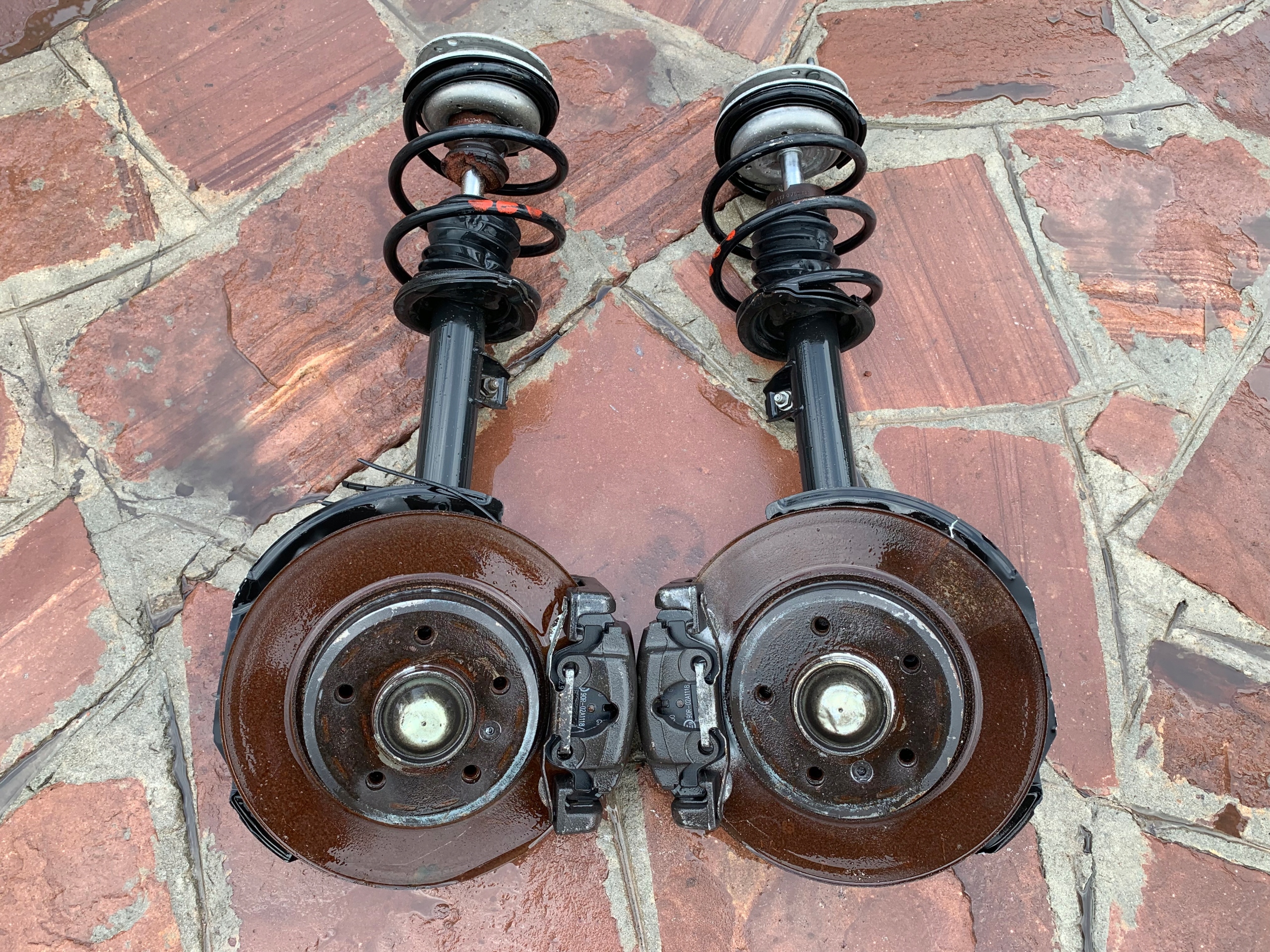 BMW 3 E46 поворотный кулак, цапфа, амортизатор правый передний рестайлинг