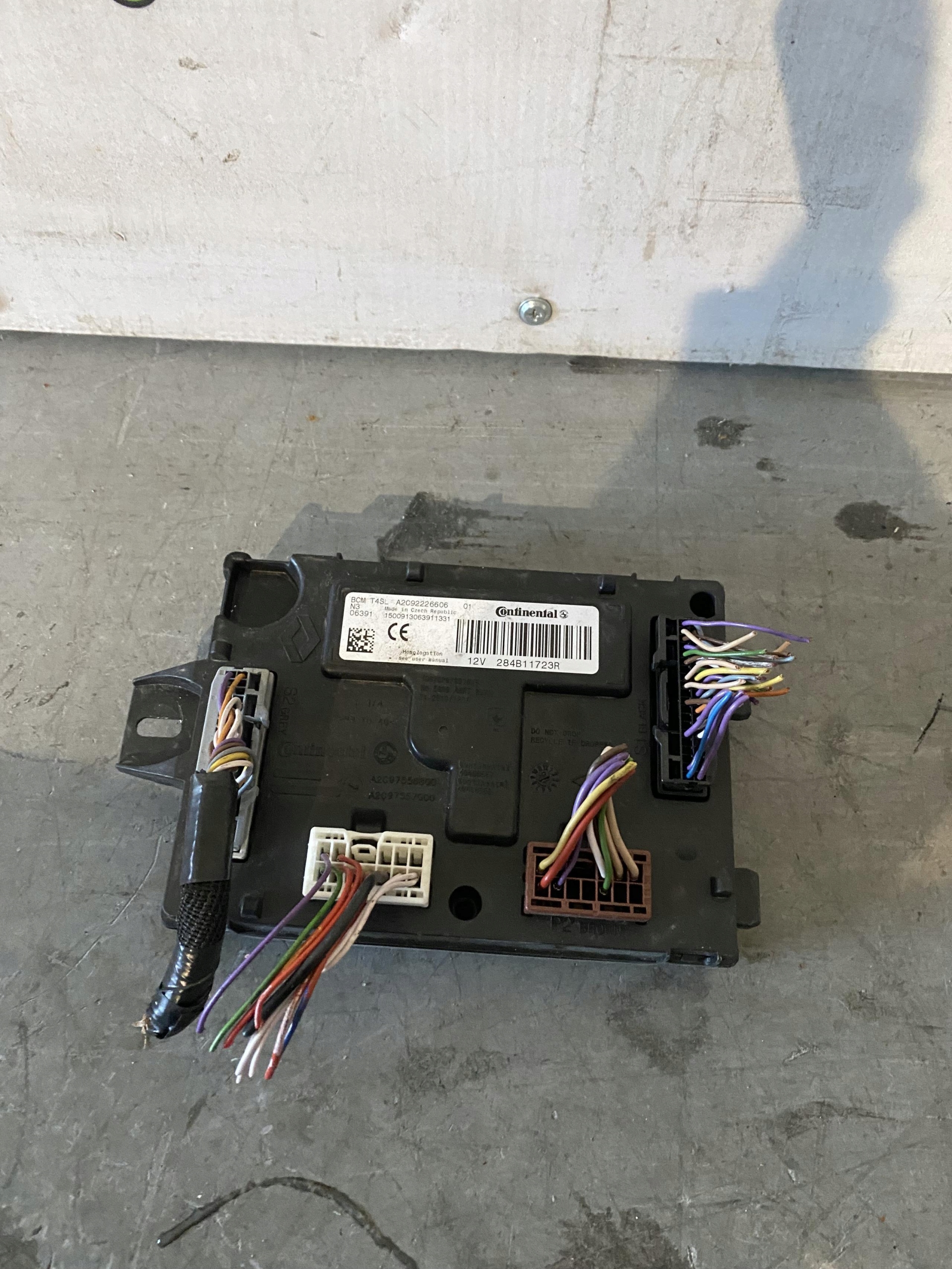 Renault Dacia moduł BCM 284B11723R