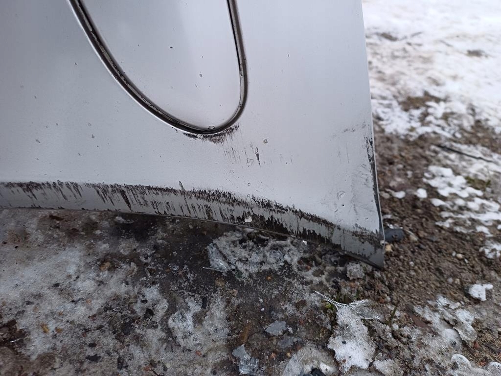 MERCEDES C-KLASA W203 bumper front 744 PDC SREBRNY
